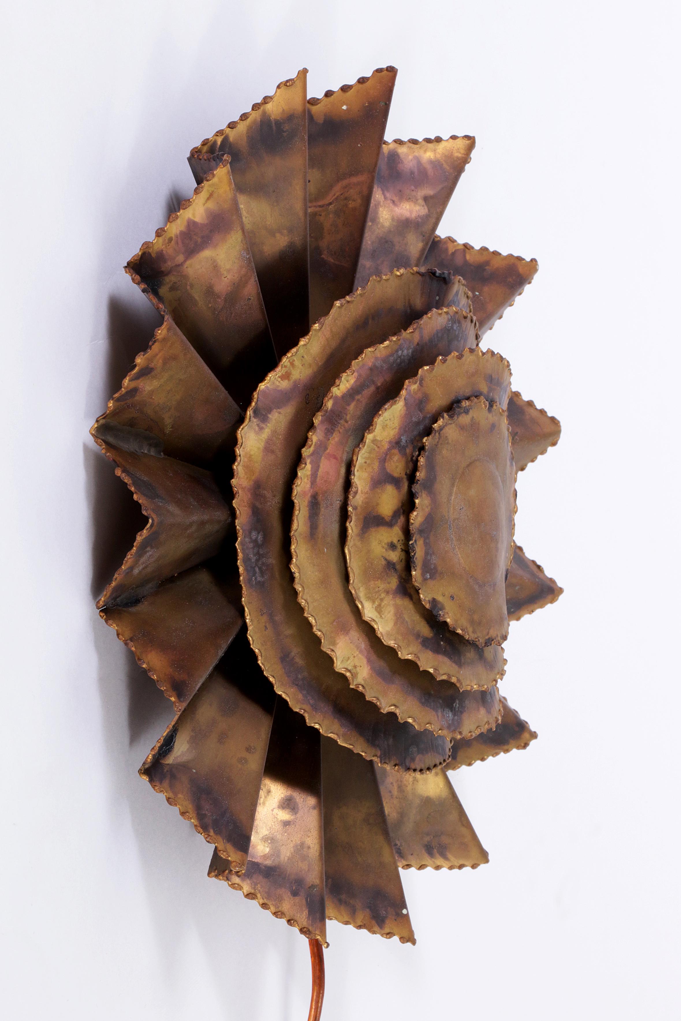 Lámpara de pared Flor de latón de Svend Aage Holm Sørensen para Holm Sørensen en venta 1