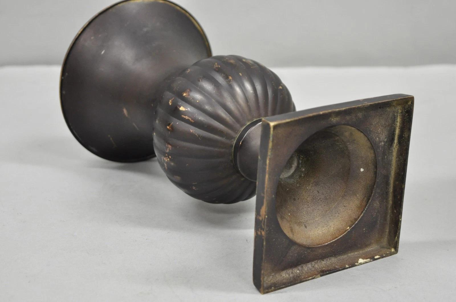 Vintage Brass French Classical Style Small Table Top Urn Form Flower Vase For Sale 4