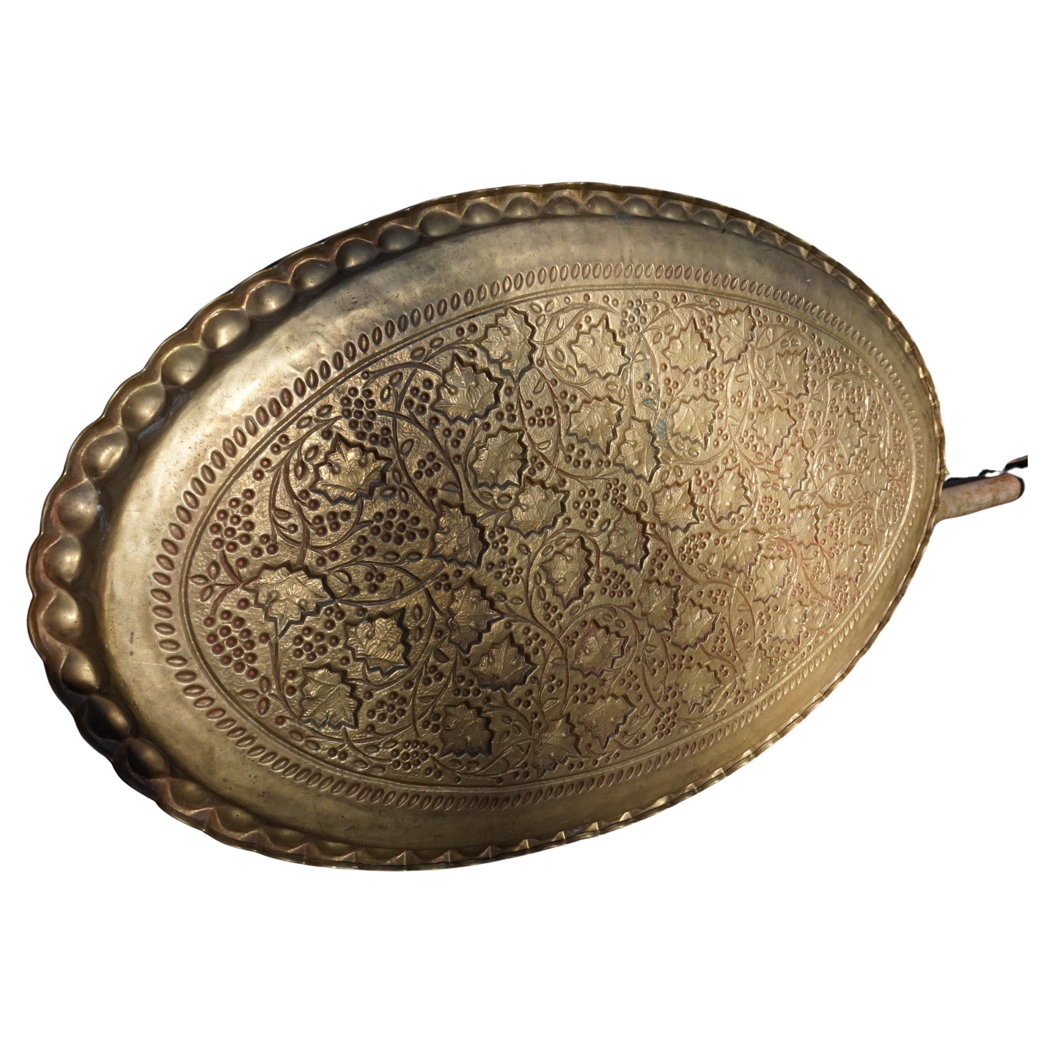 Vintage Brass Hand Engraved British India Floral Extra Large Serving Platter For Sale 5