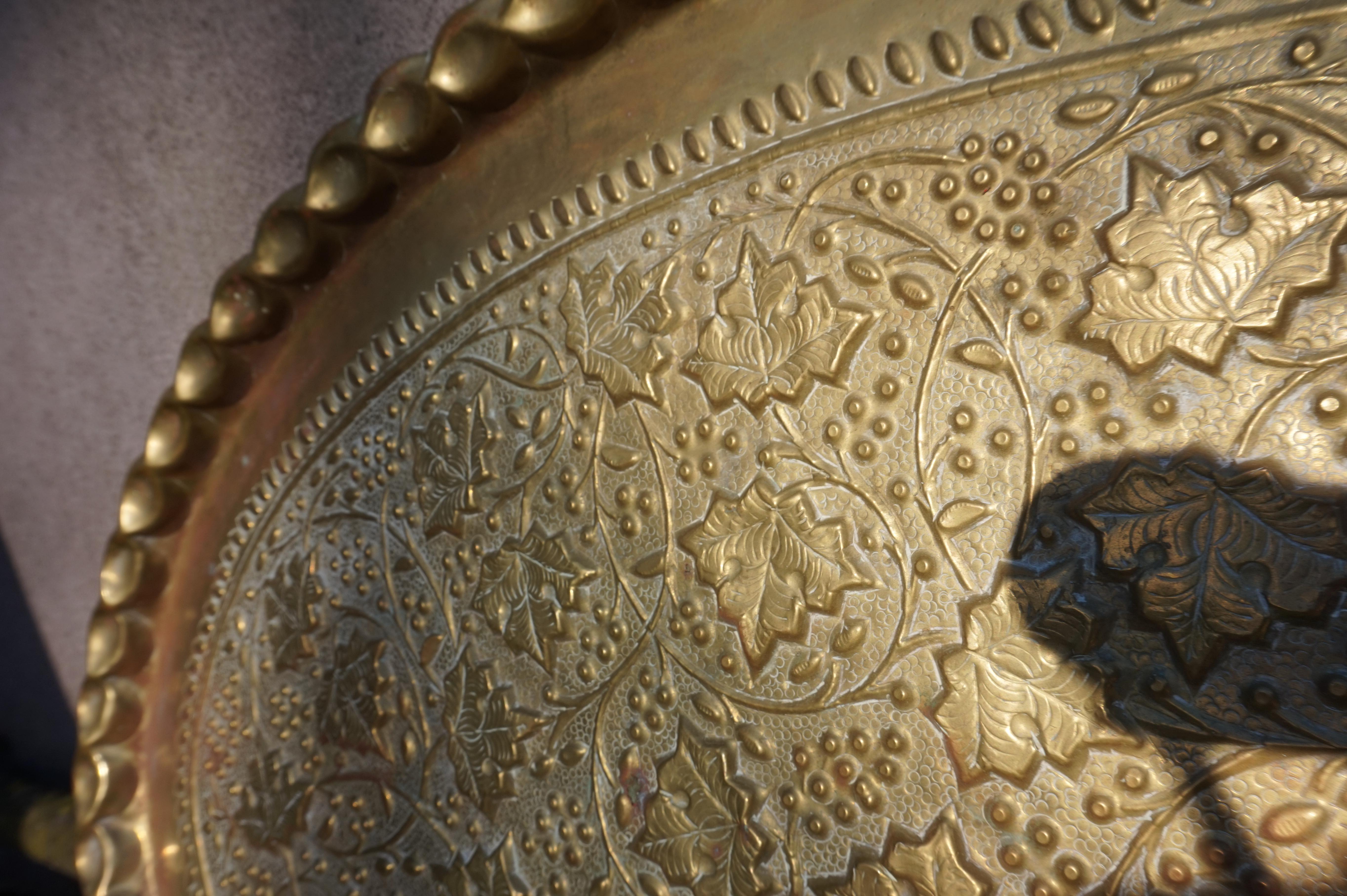 Vintage Brass Hand Engraved British India Floral Extra Large Serving Platter For Sale 1