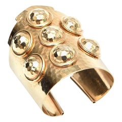 Pulsera de disco ancha de latón martillado a mano Vintage