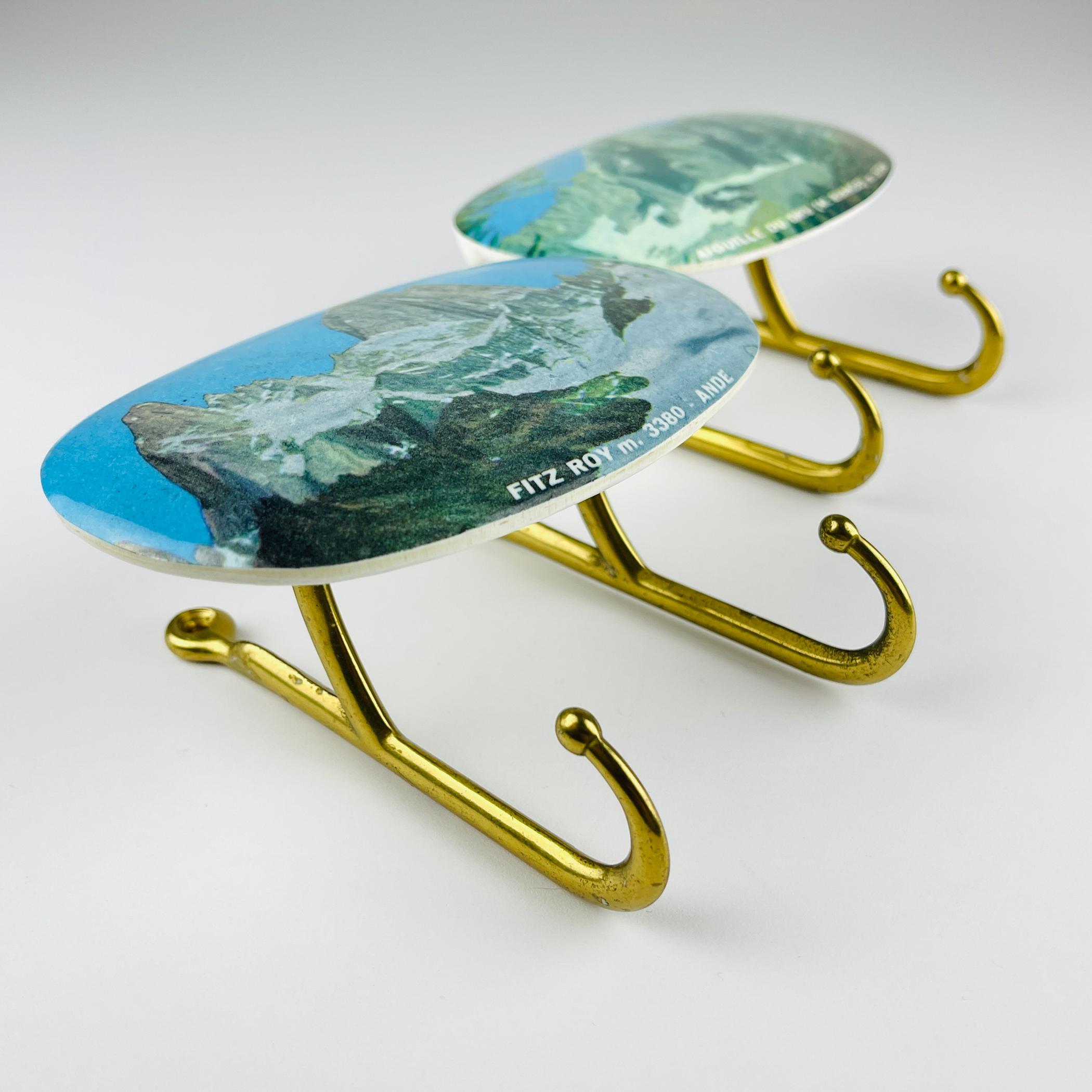 Vintage brass hangers with photo, Italy, 1950s, Set of 2 For Sale 6
