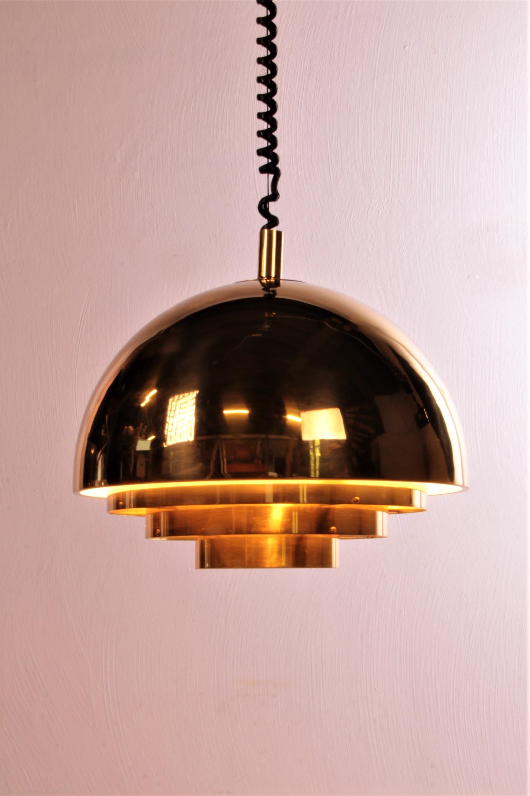 German Vintage Brass Hanging Lamp by Vereinigte Werkstatten Collection, 1960 For Sale