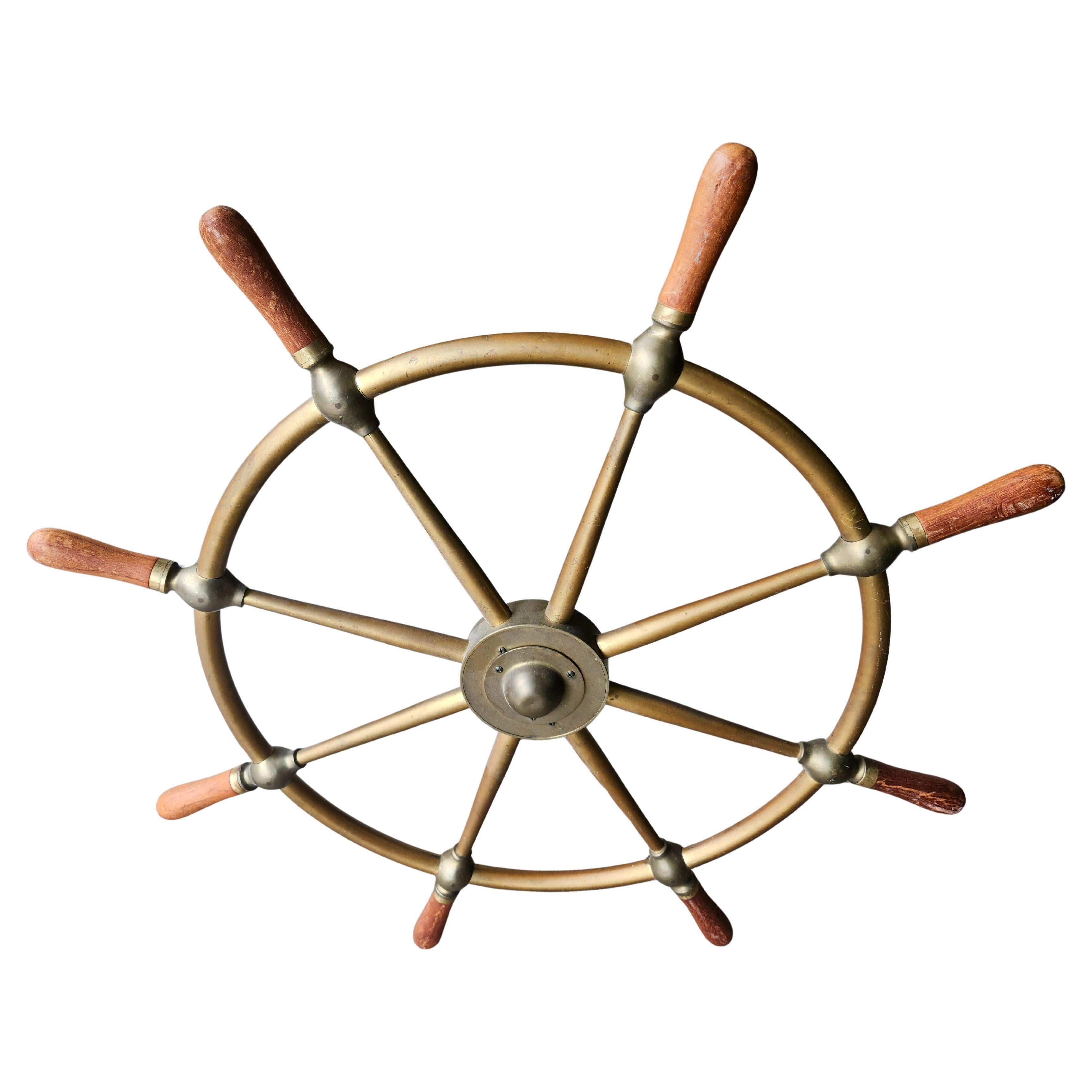 Américain Roue de bateau vintage en laiton et bois dur C1950 en vente