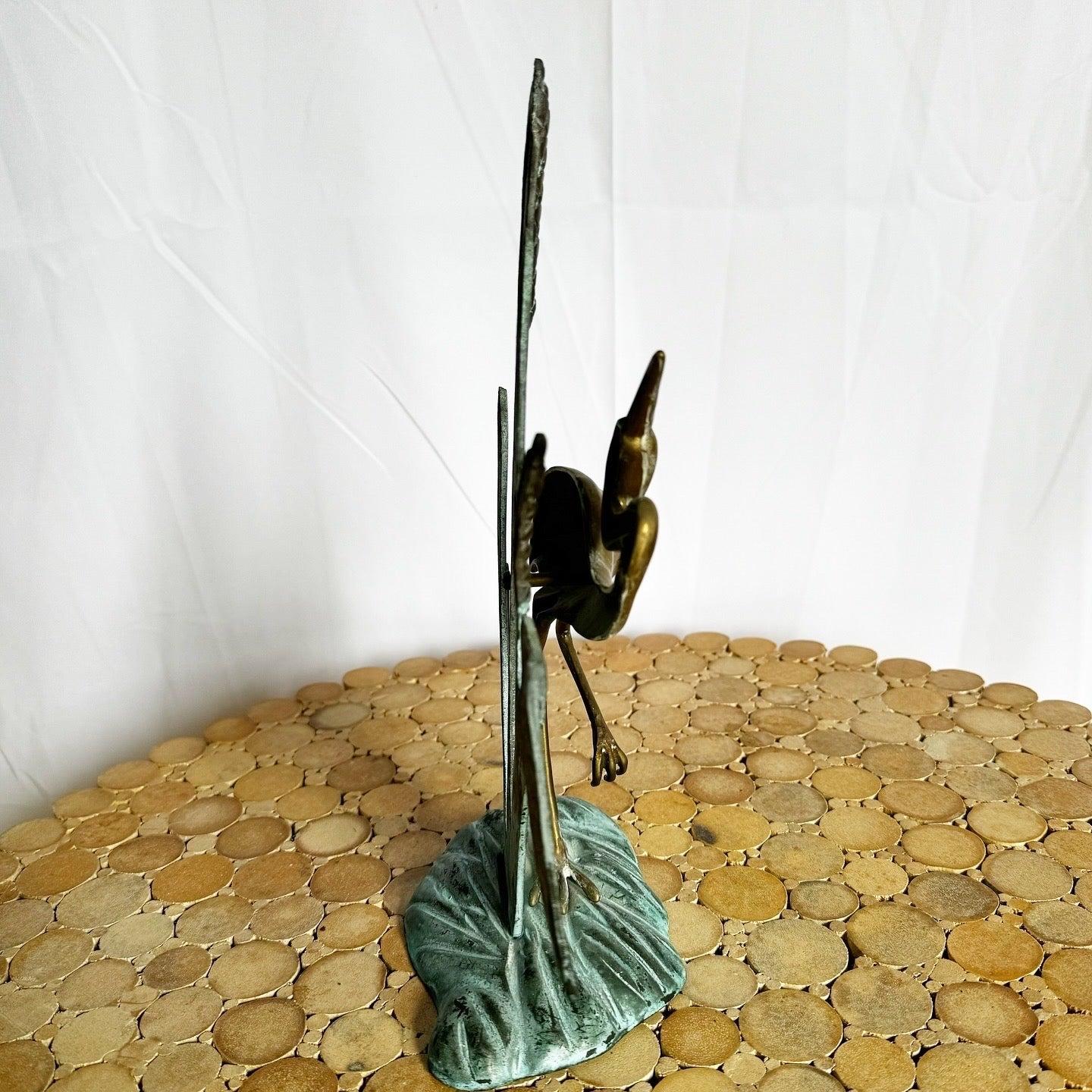 Escultura vintage de latón Garza/Egreta Latón