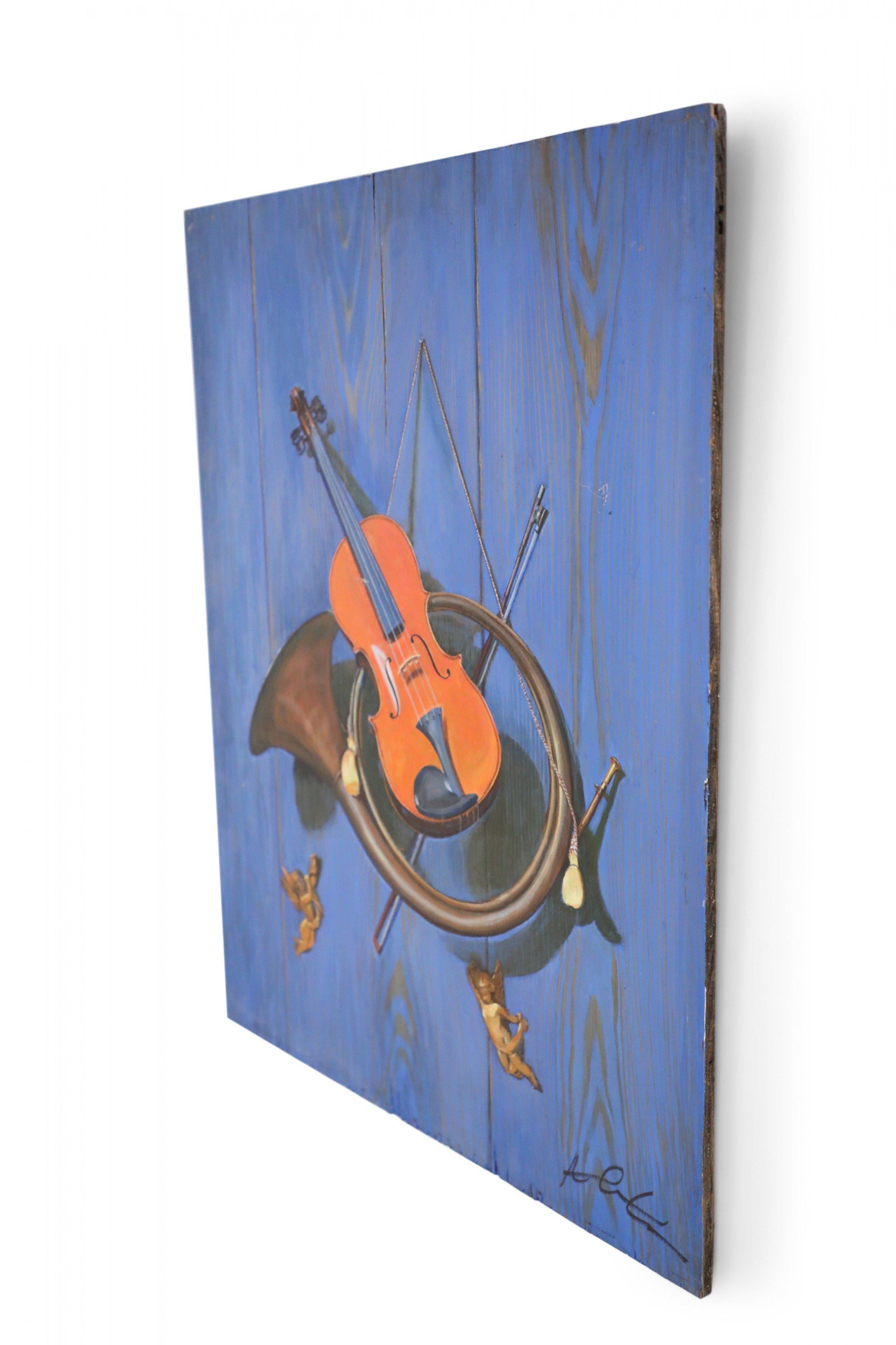 Vintage Cuerno de latón y violín Bodegón Pintura sobre madera en Bueno estado para la venta en Queens, NY