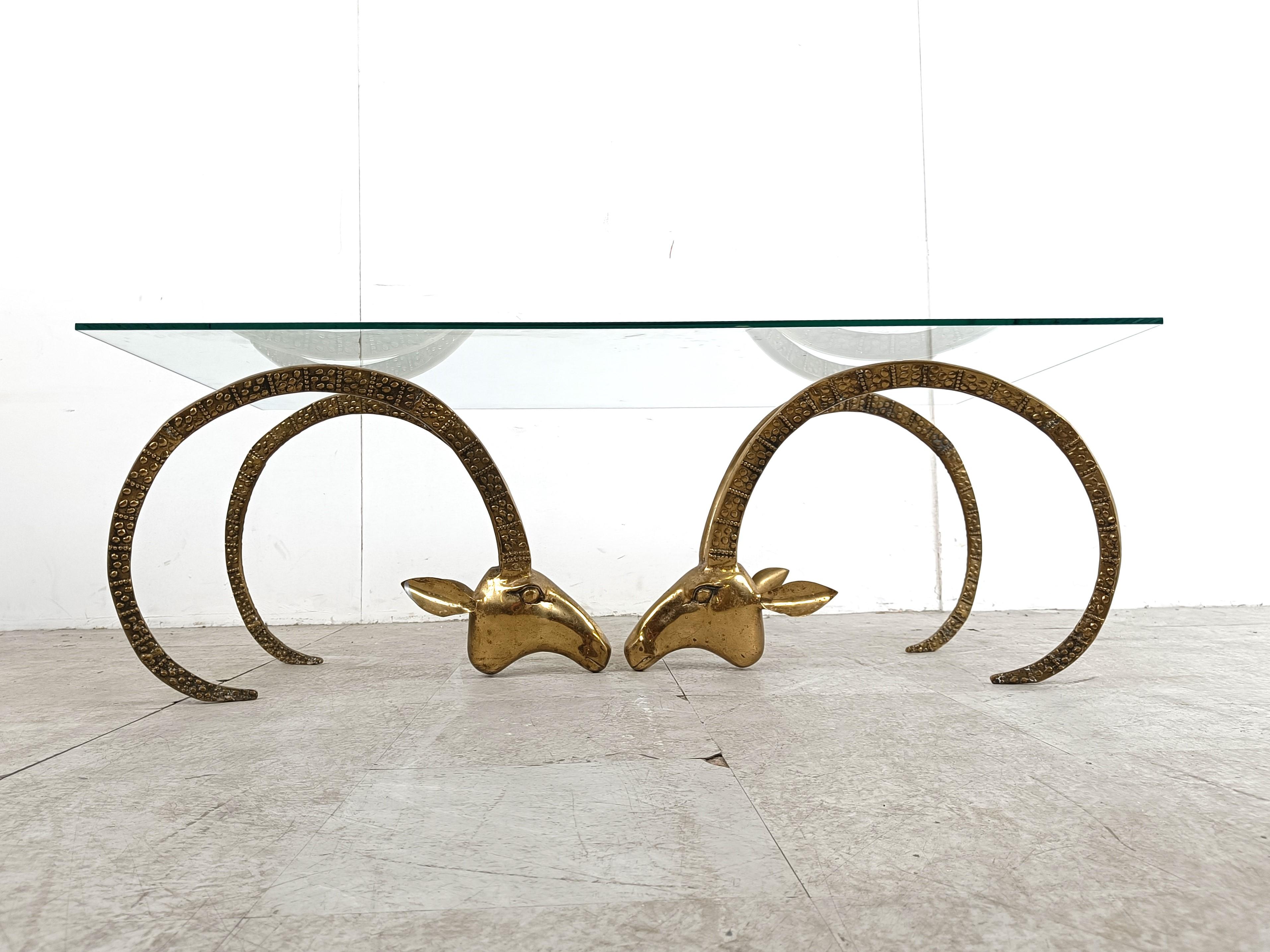 Vintage brass ibex or antilope coffee table, 1970s In Good Condition In HEVERLEE, BE