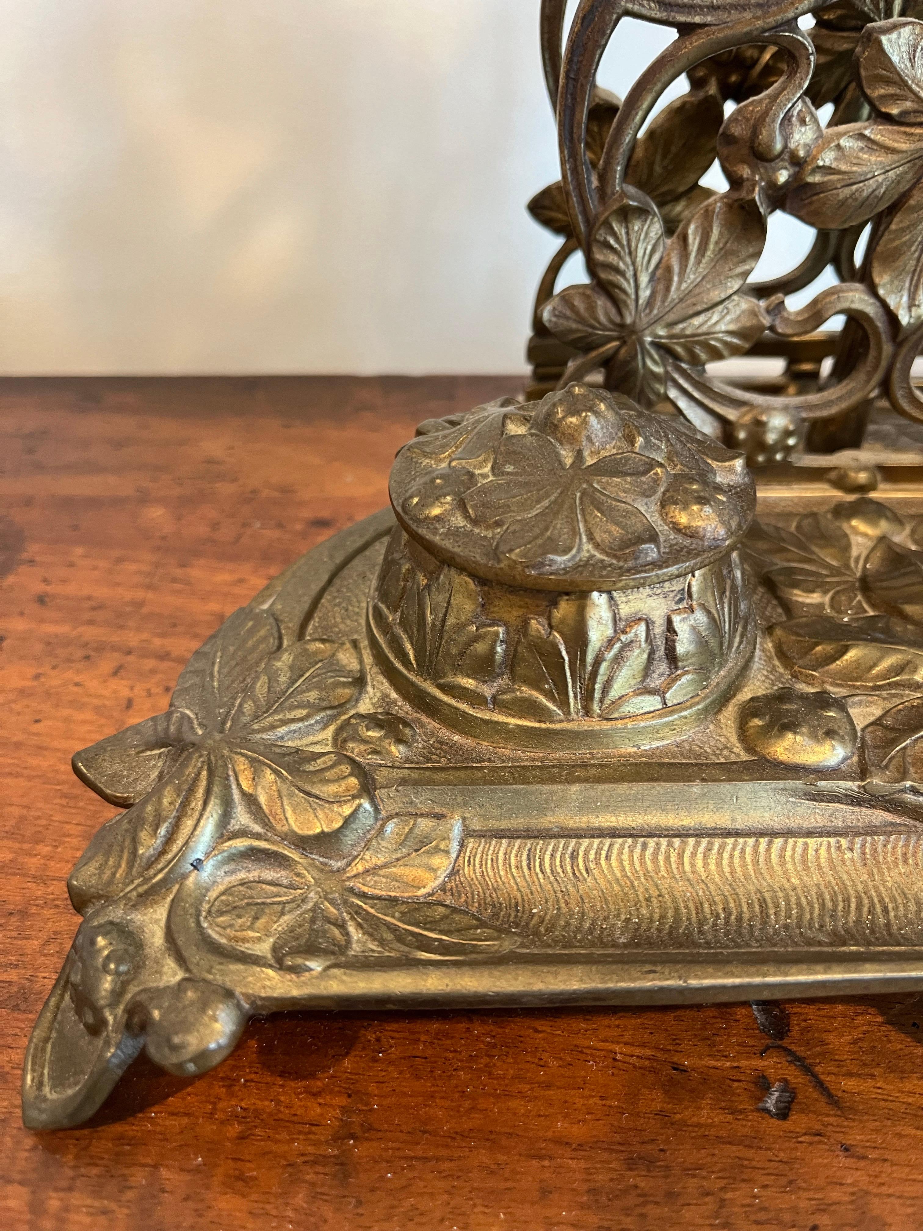 Sconosciuto Lampada da scrivania a calamaio in ottone vintage in vendita