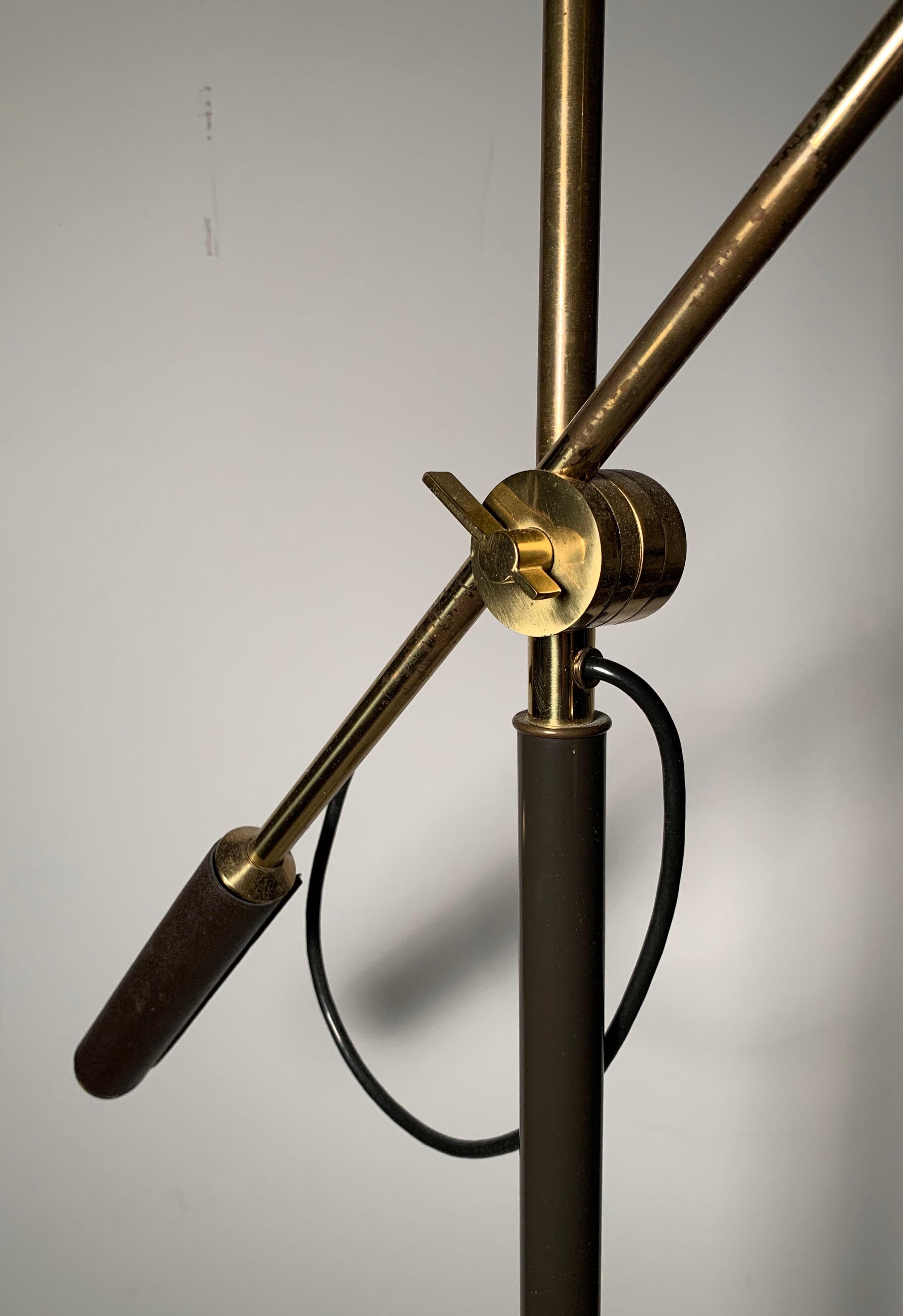 American Vintage Brass Koch & Lowy Articulating Task Lamp For Sale