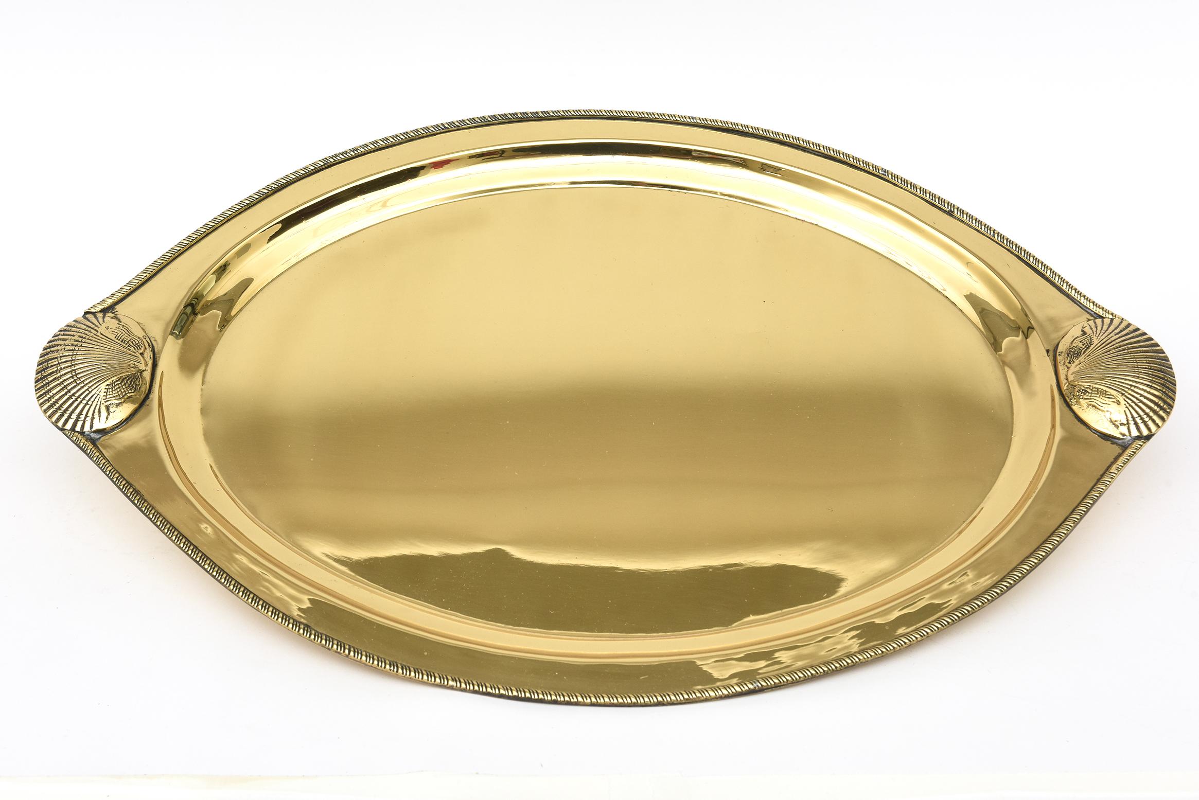 Vintage Brass Large Oval Shell Design Tray Barware For Sale 4