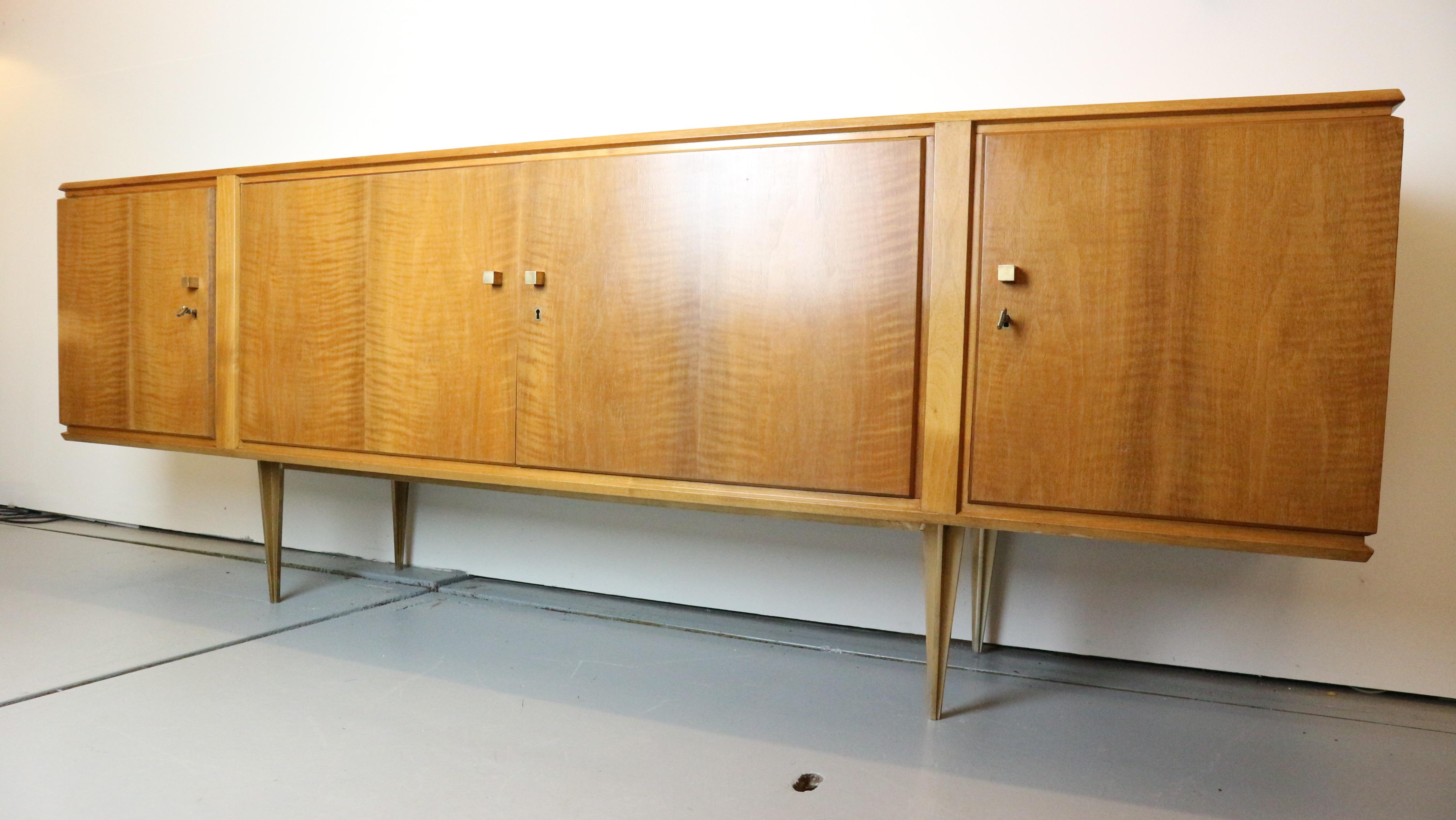 Vintage brass / light wood exclusive sideboard with drawers and shelves, 1960s For Sale 11