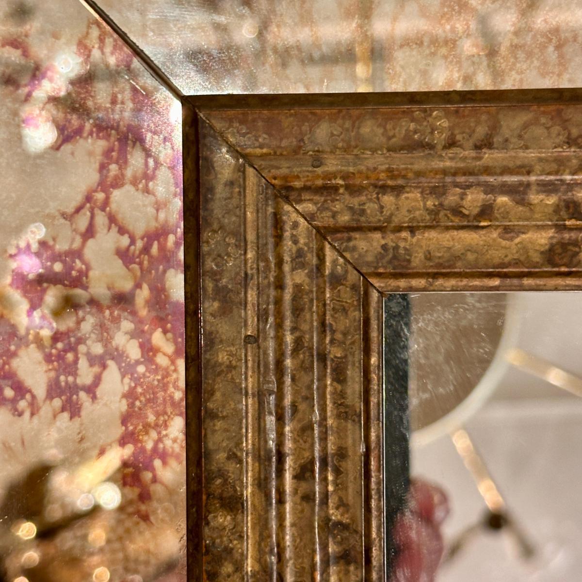 Specchio in ottone vintage In condizioni buone in vendita a New York, NY
