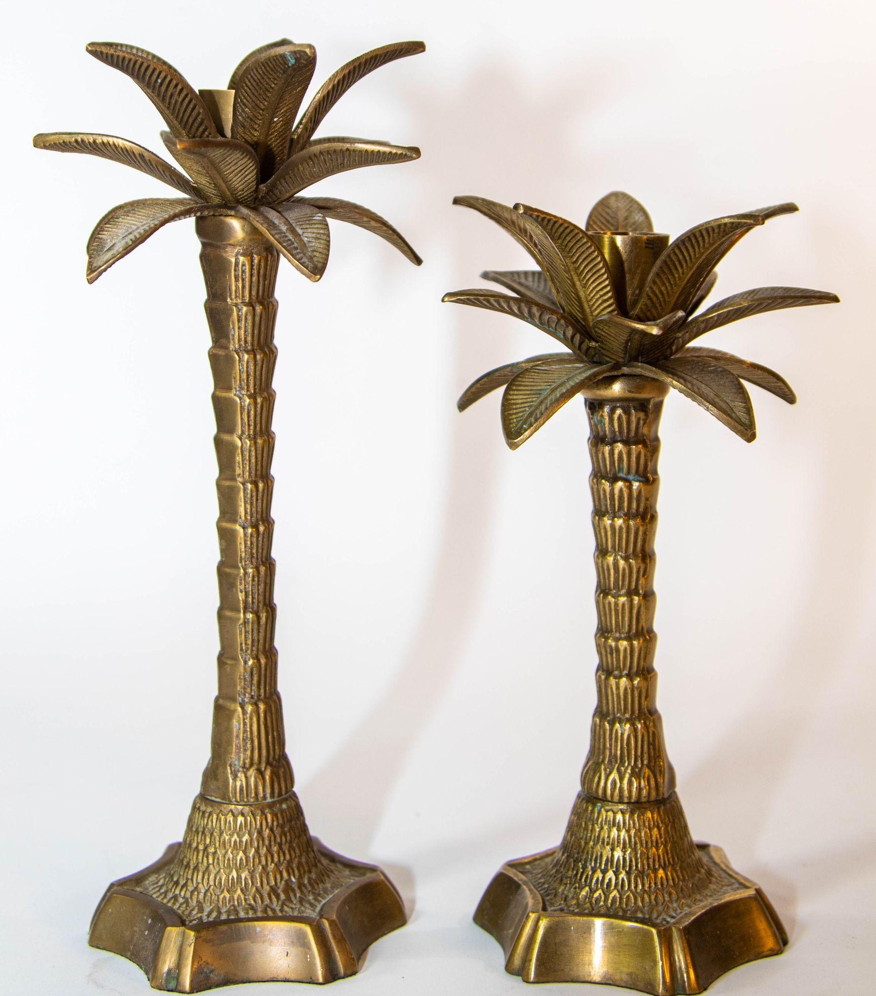 Set von 2 marokkanischen Palmen-Kerzenständern aus Messing im Angebot 5