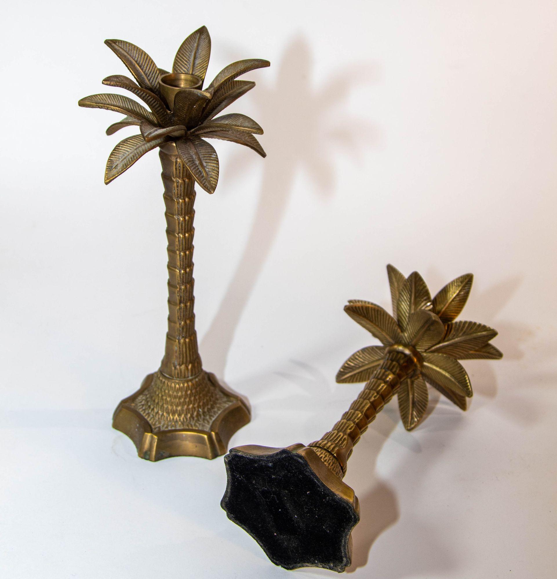 Set von 2 marokkanischen Palmen-Kerzenständern aus Messing (Marokkanisch) im Angebot