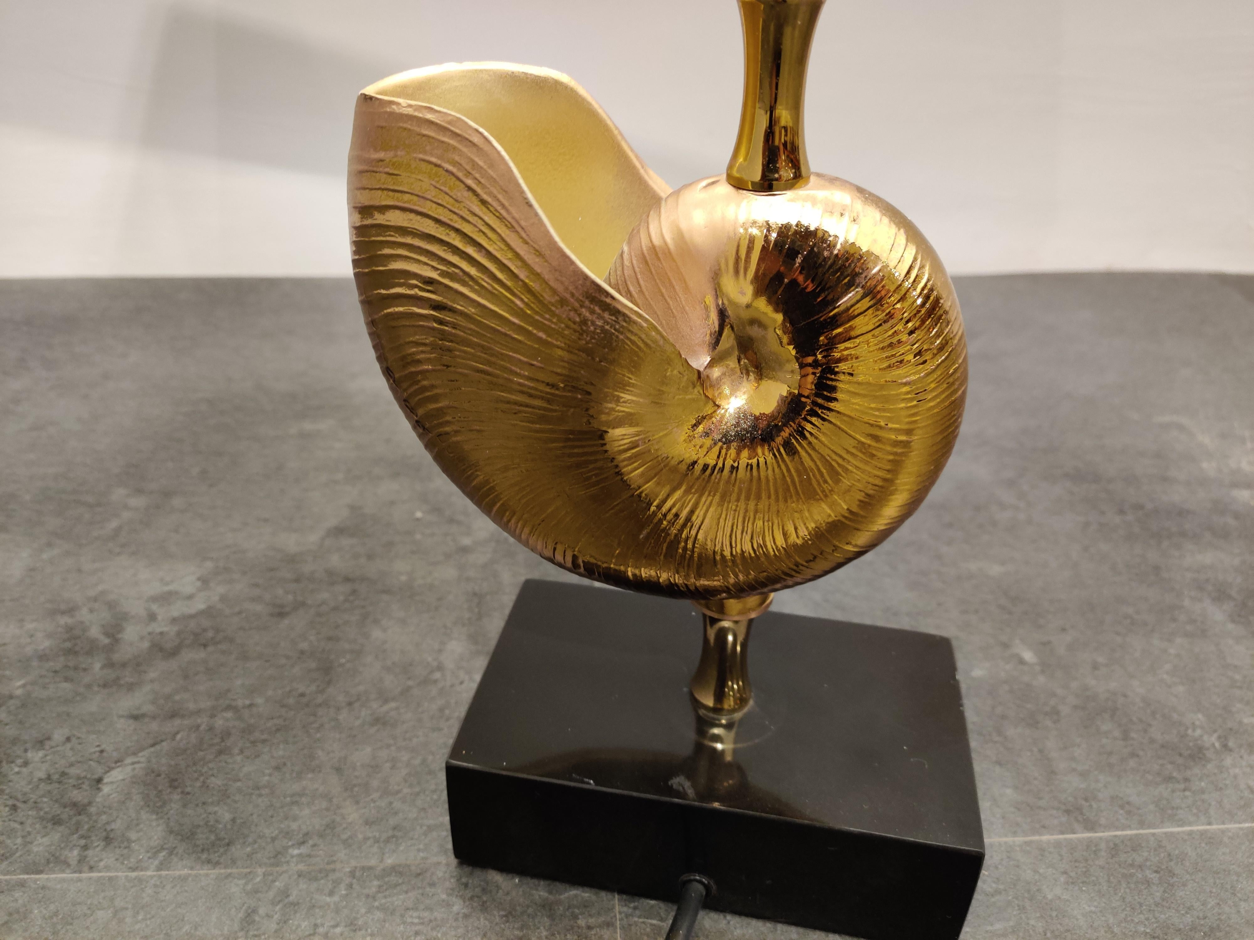 Vintage Brass Nautilus Shell Table Lamp, 1970s In Good Condition For Sale In HEVERLEE, BE