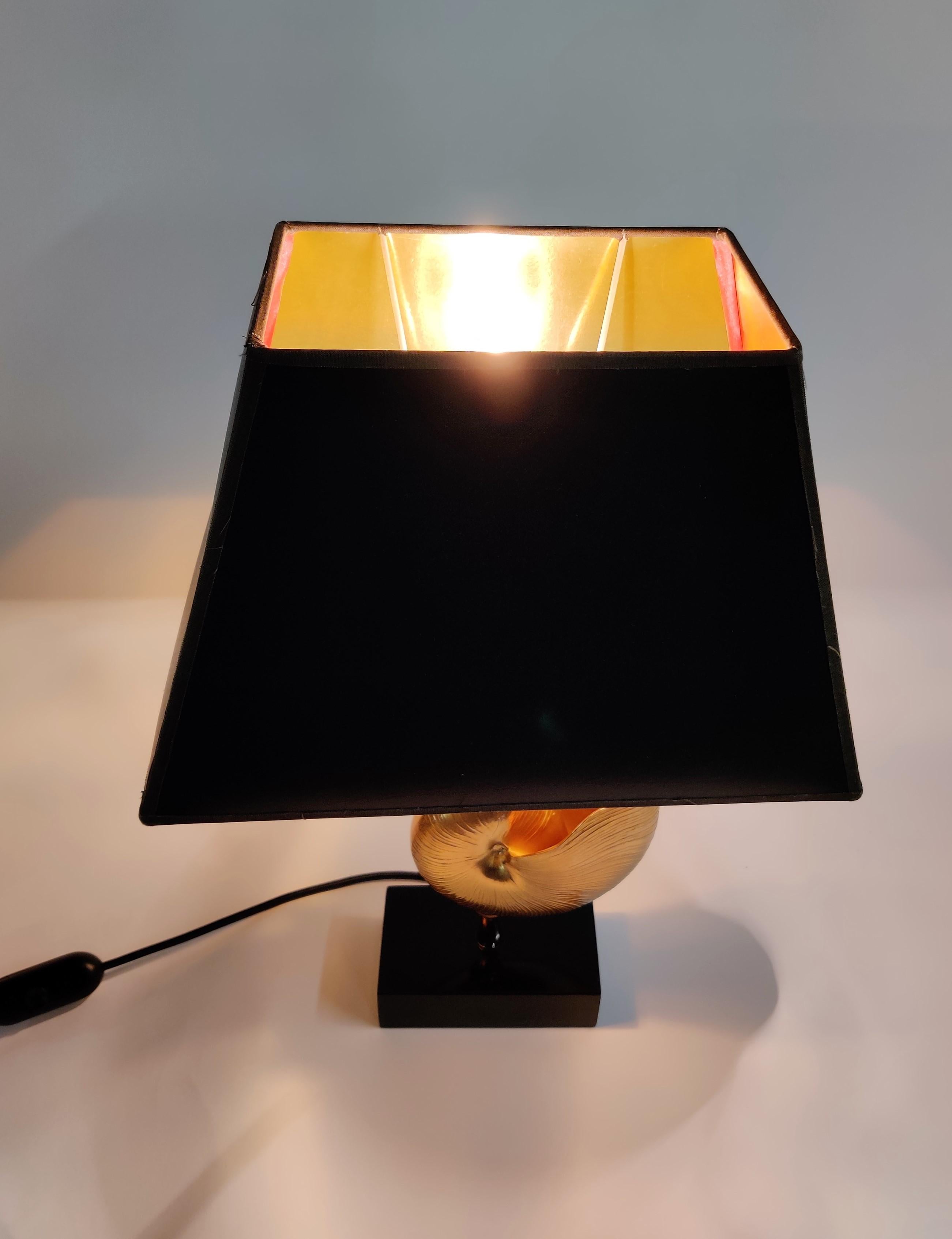 French Vintage Brass Nautilus Shell Table Lamp in the Style of Maison Charles, 1970s