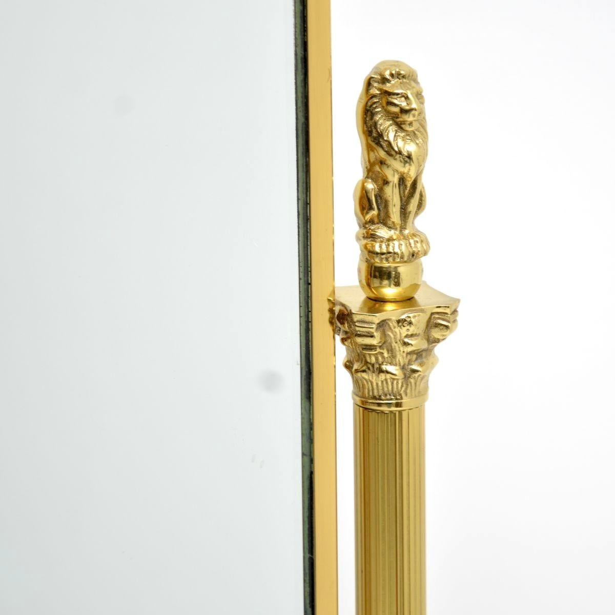 Specchio chevale in ottone d'epoca in stile neoclassico In condizioni buone in vendita a London, GB