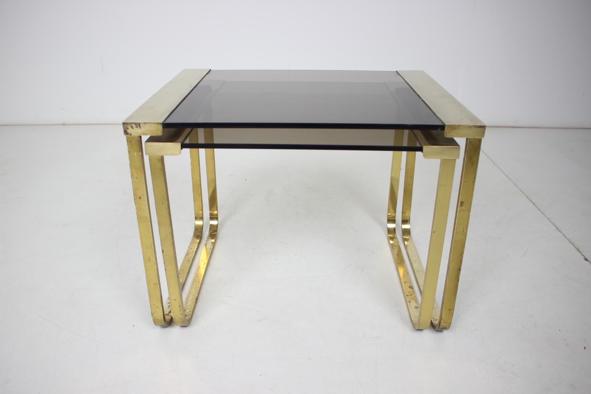 - Made in Germany
- Made of brass, glass
- Glass parts have scrabs
- Dimension of smaller table: H 36 x W 45 x D 41 cm
- Good, original condition.
