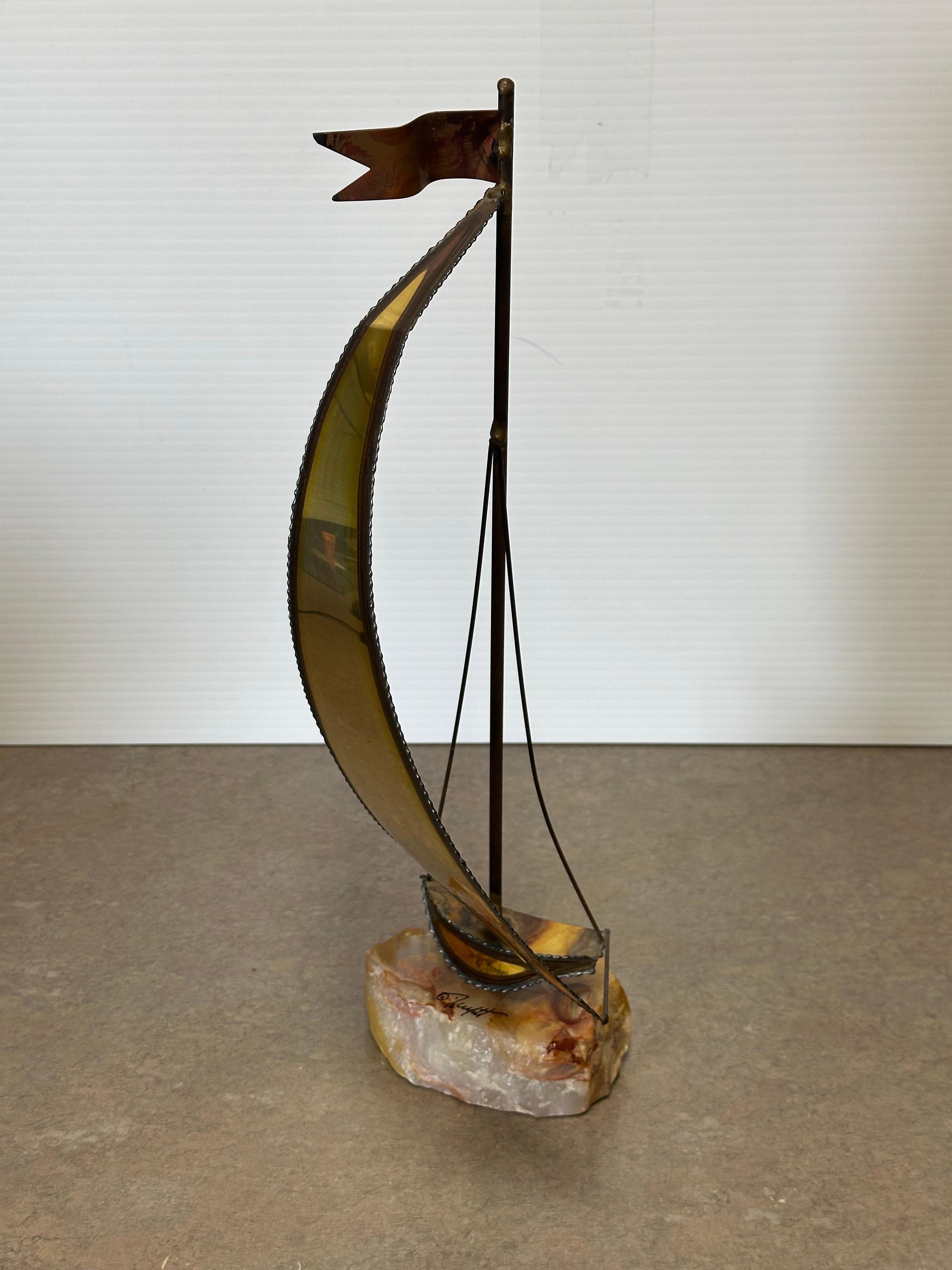 Scultura di veliero d'epoca in ottone e quarzo di Demott, firmata in vendita 5