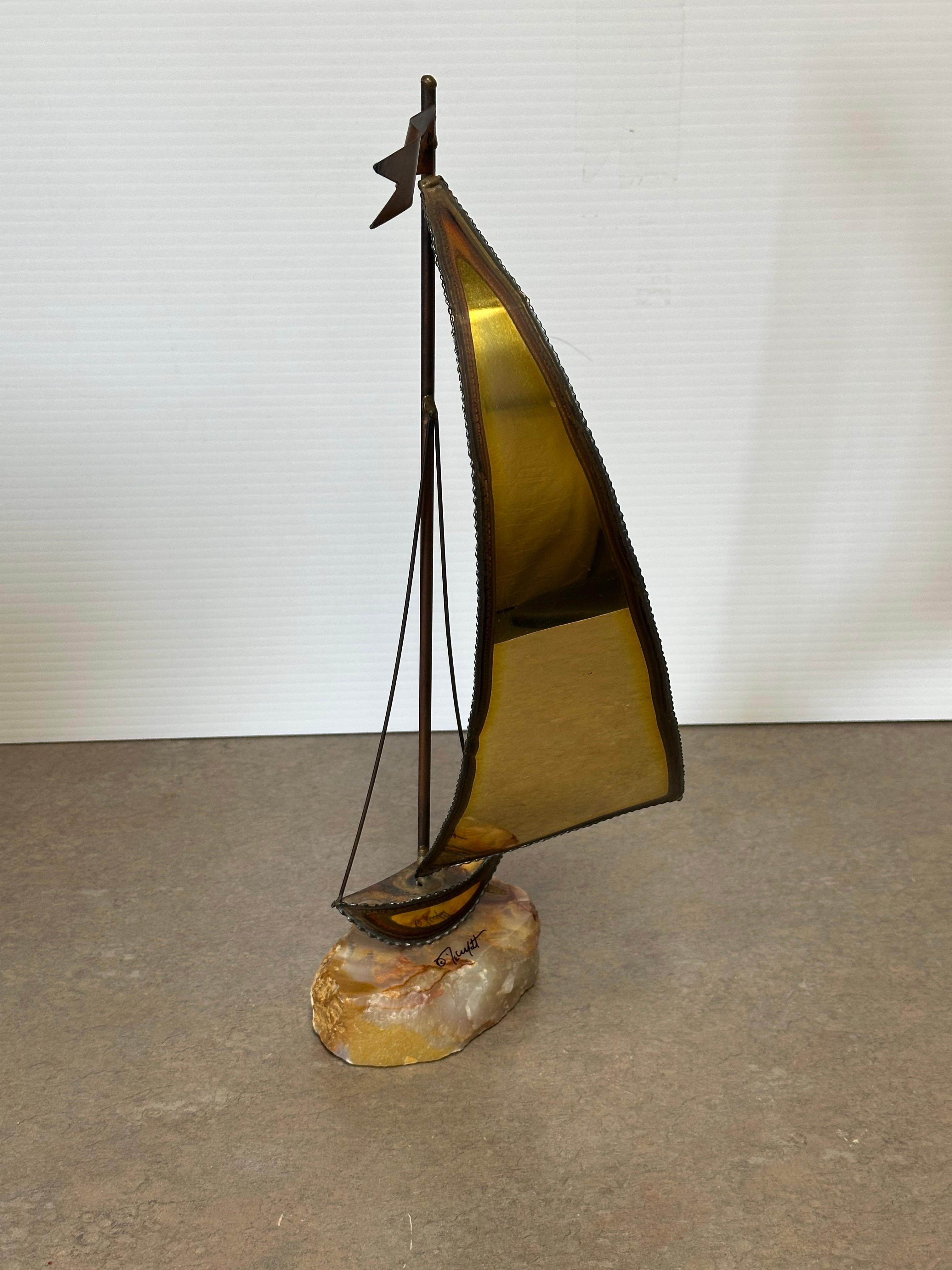 Scultura di veliero d'epoca in ottone e quarzo di Demott, firmata in vendita 1