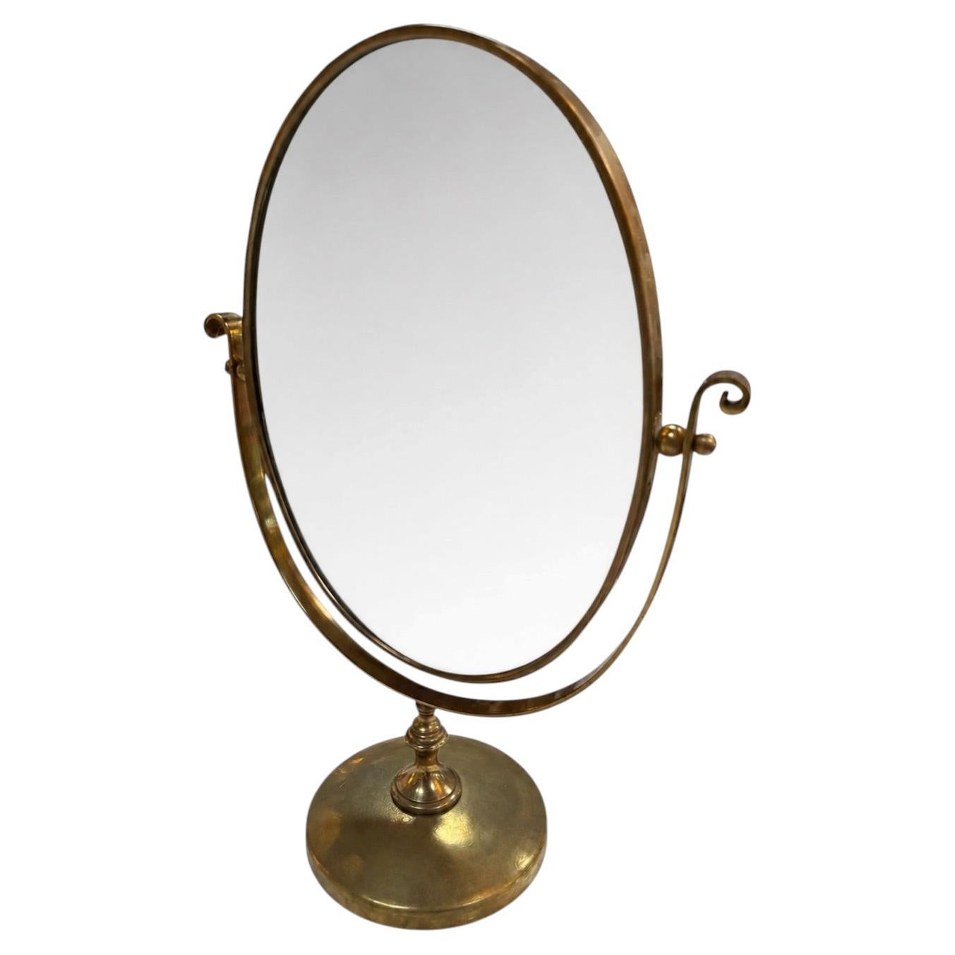 Specchio ovale di vanità in ottone vintage con supporto girevole
