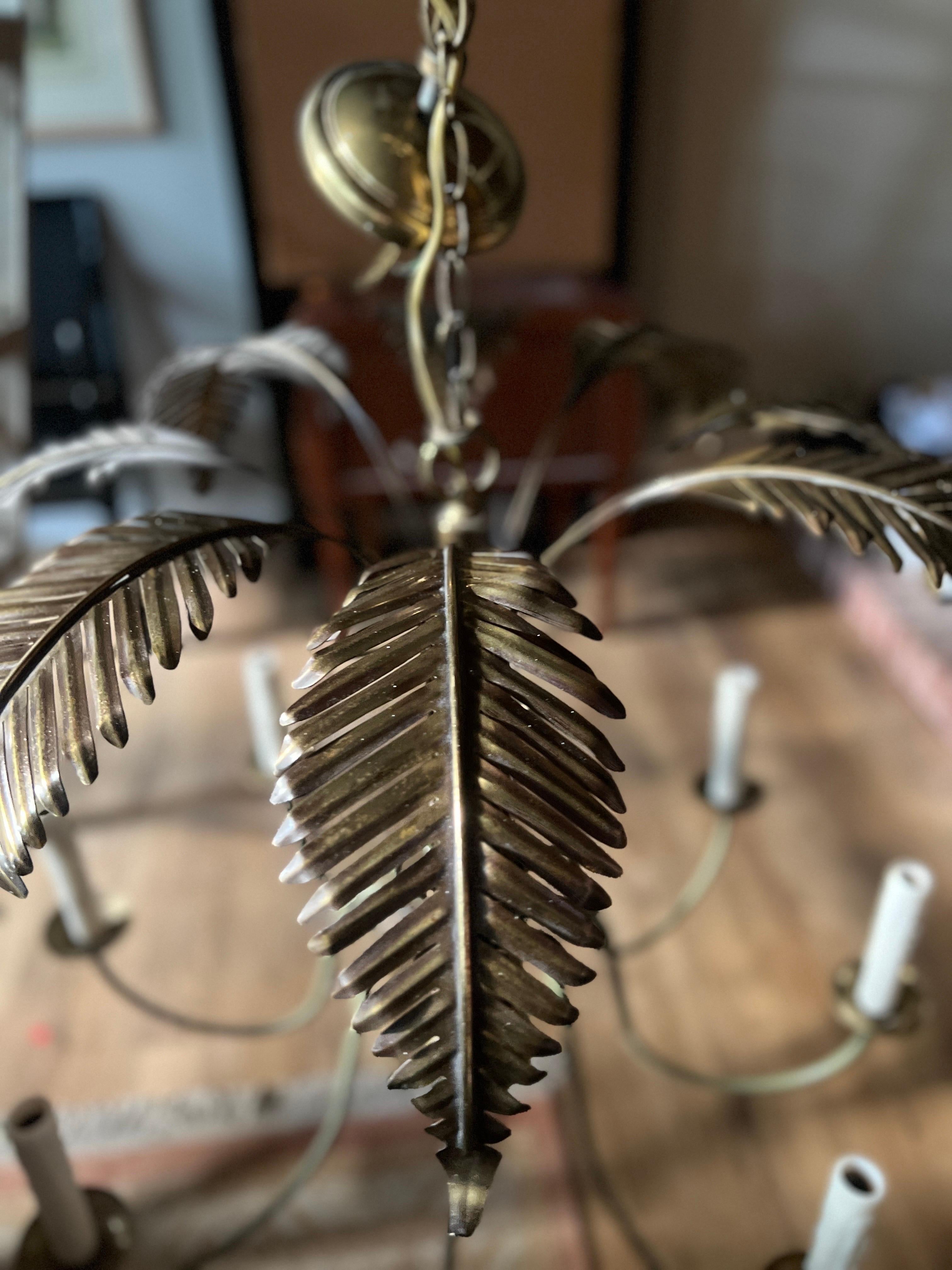 Vintage Brass Palm Frond Leaf Tree 8 Light Chandelier Faux Bamboo Palm Beach For Sale 2