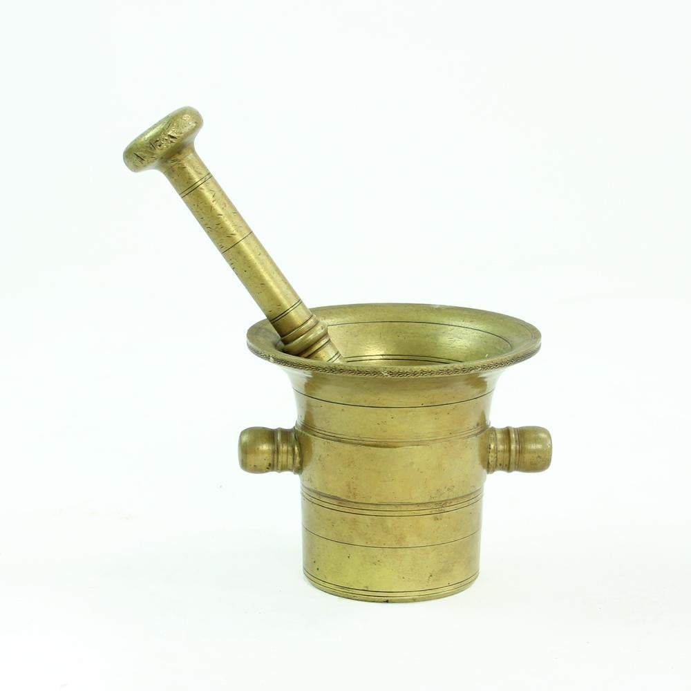 Vintage Brass Pestle & Mortar, Czechoslovakia Circa 1940s For Sale 4