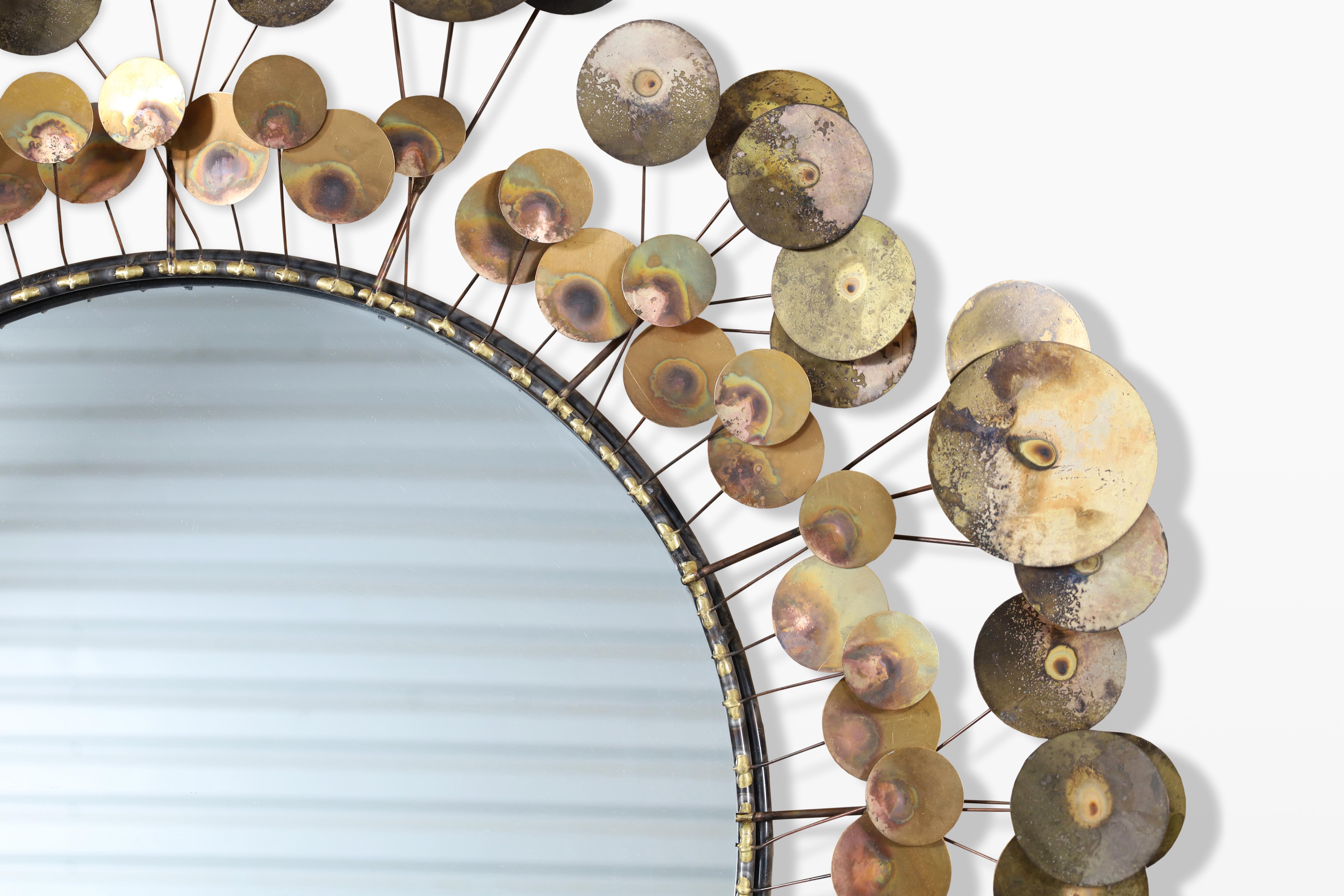 Specchio da parete in ottone vintage 