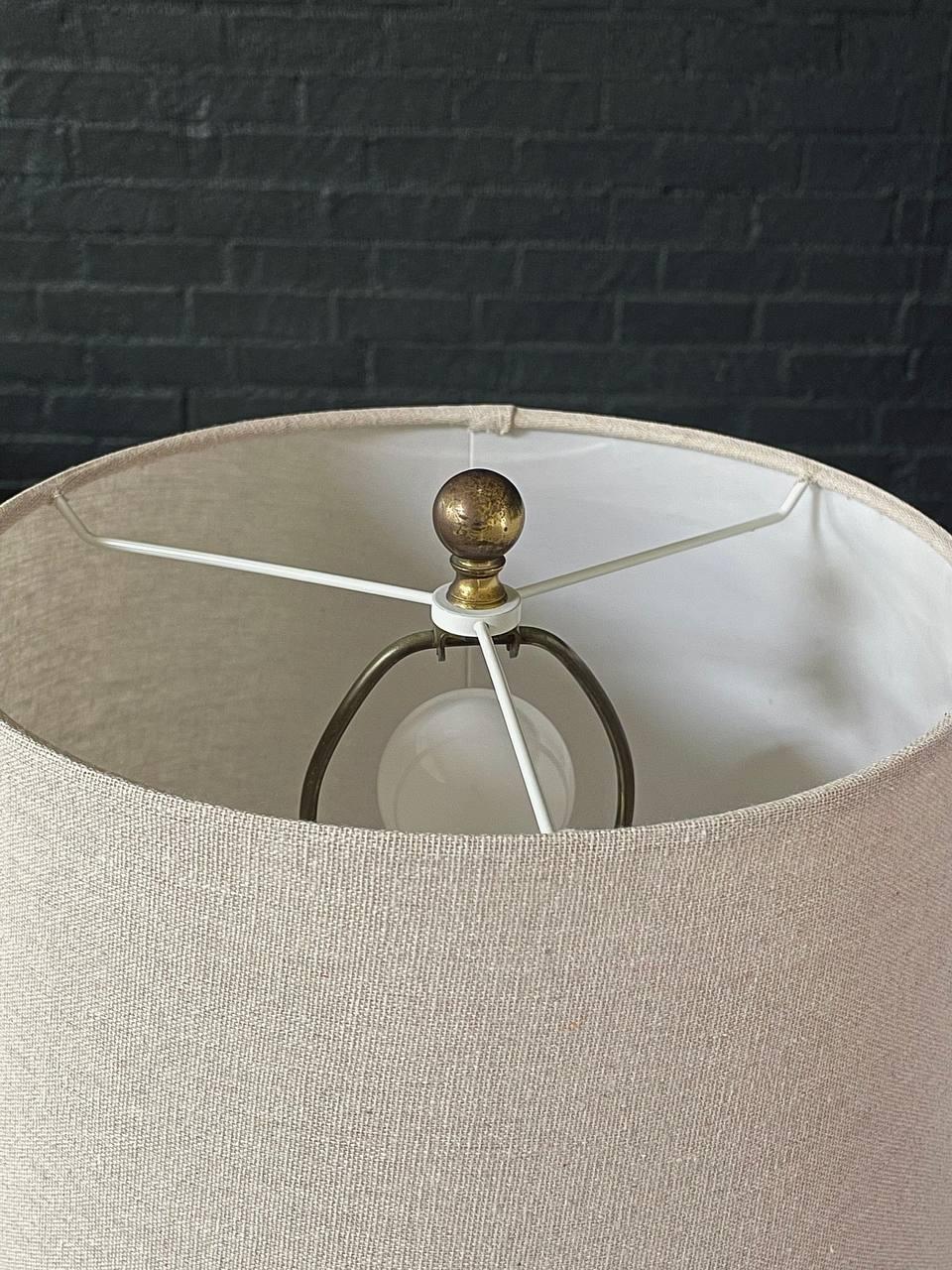 Vintage Brass Ram Horn Table Lamp In Good Condition In Los Angeles, CA