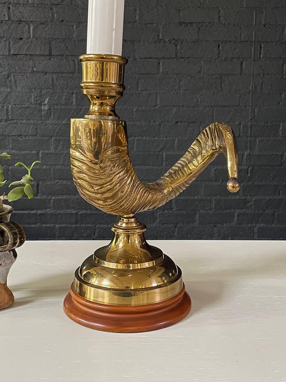 Vintage Brass Ram Horn Table Lamp 3