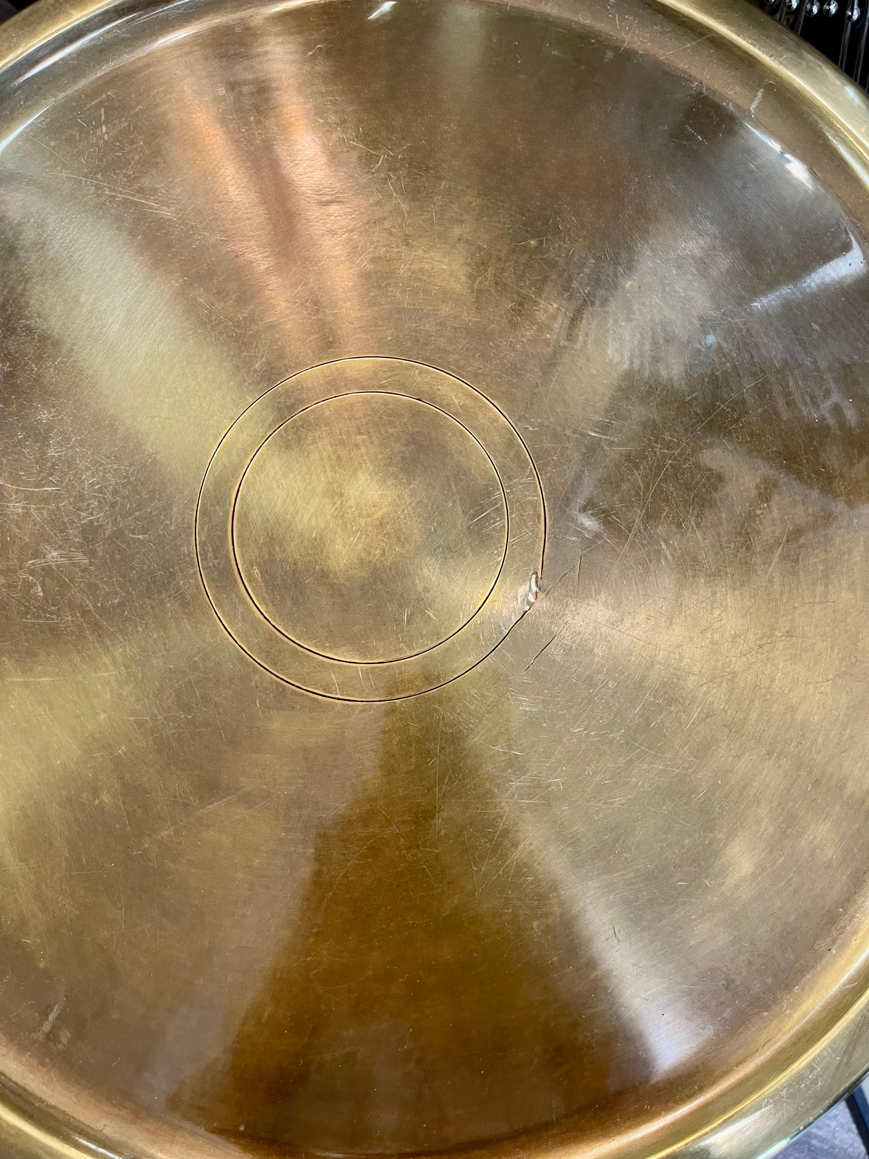 American Vintage brass round low end table by Mastercraft For Sale