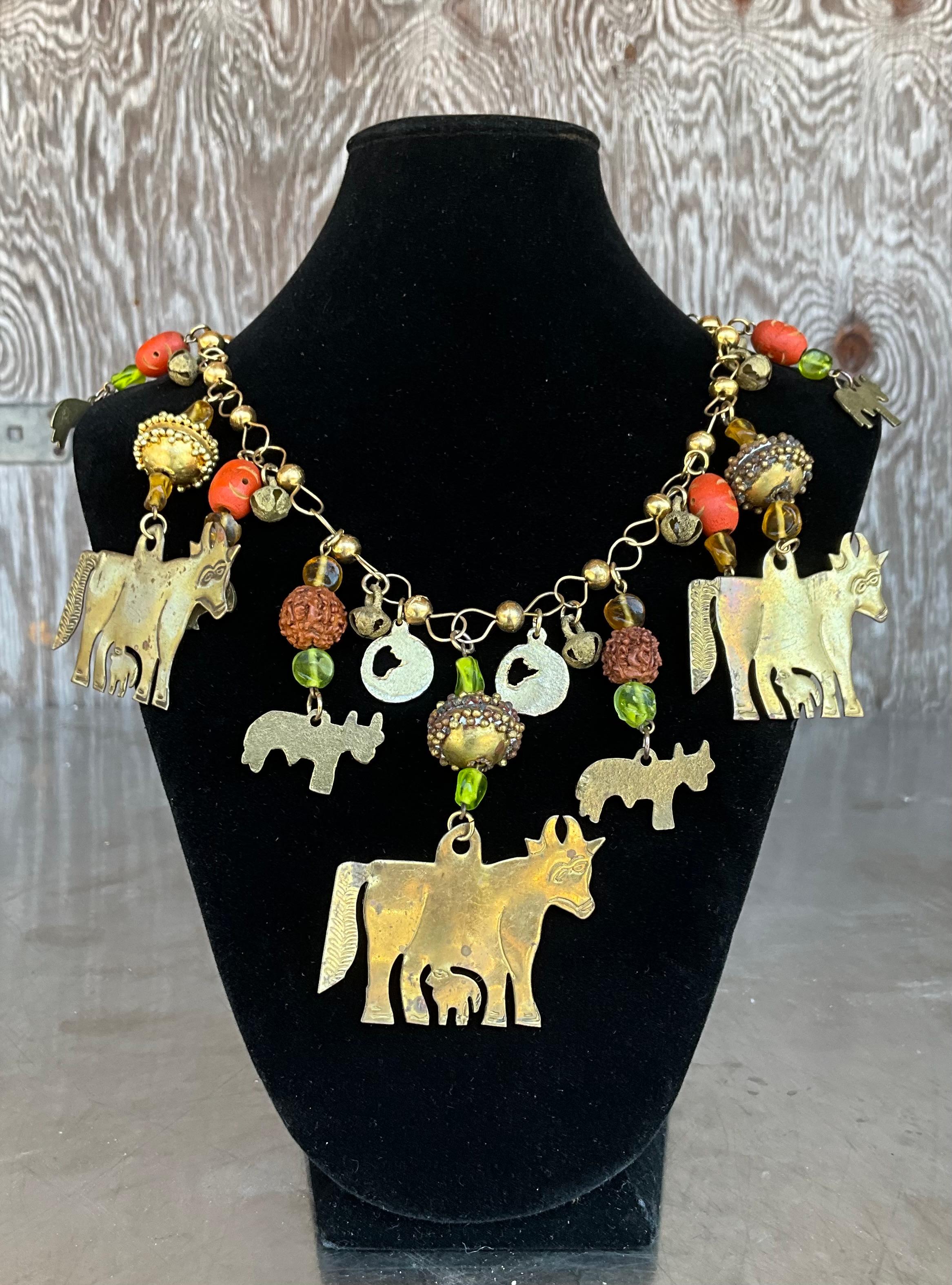 Vintage-Halskette mit Heiligem Stier aus Messing im Zustand „Gut“ im Angebot in Lake Worth Beach, FL