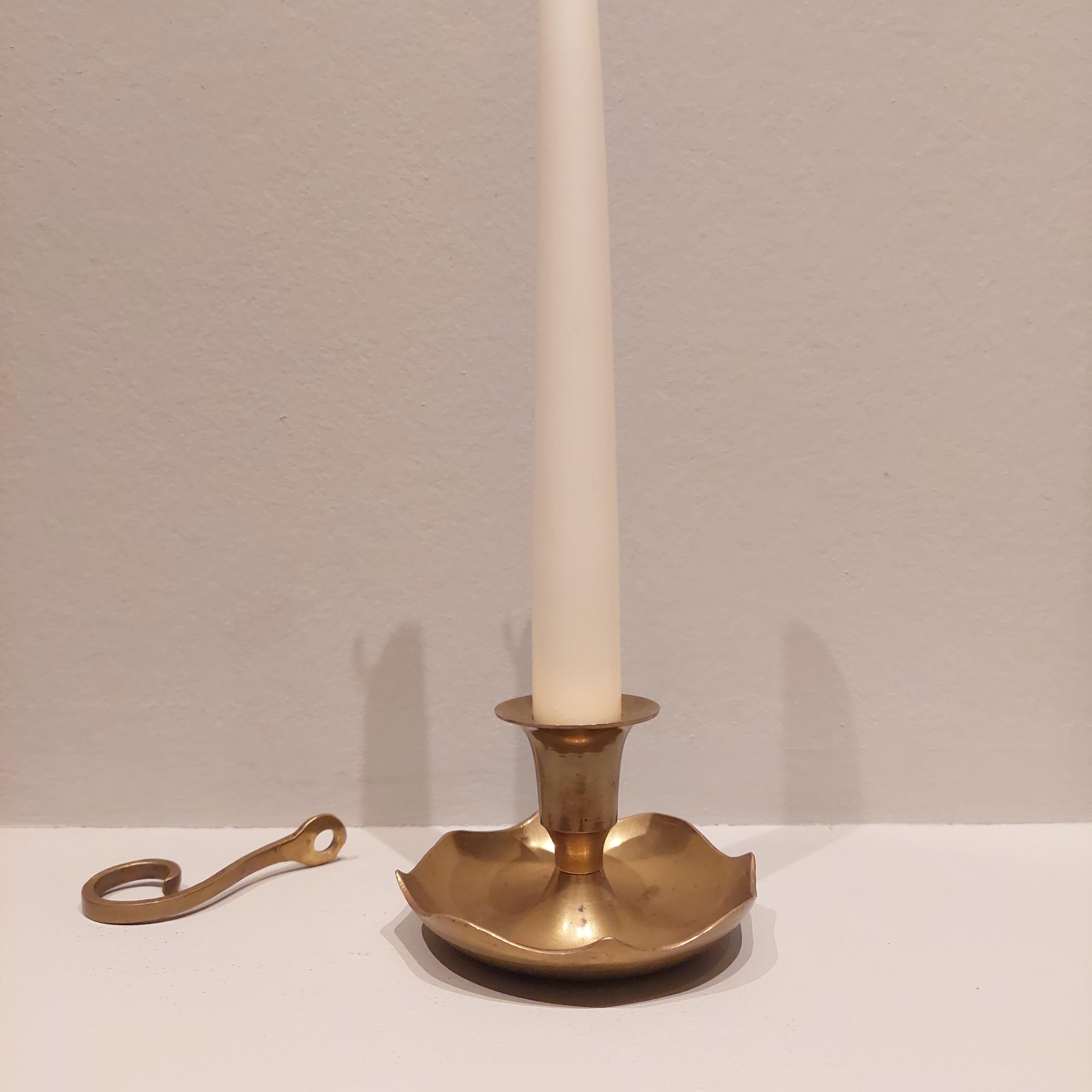 European Vintage Brass Scalloped Chamberstick candle holder candlestick, 1940s For Sale