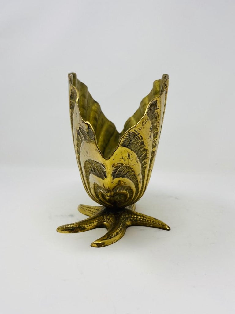 Hand-Crafted Vintage Brass Seashell Cachepot Jardinière Plant Holder For Sale