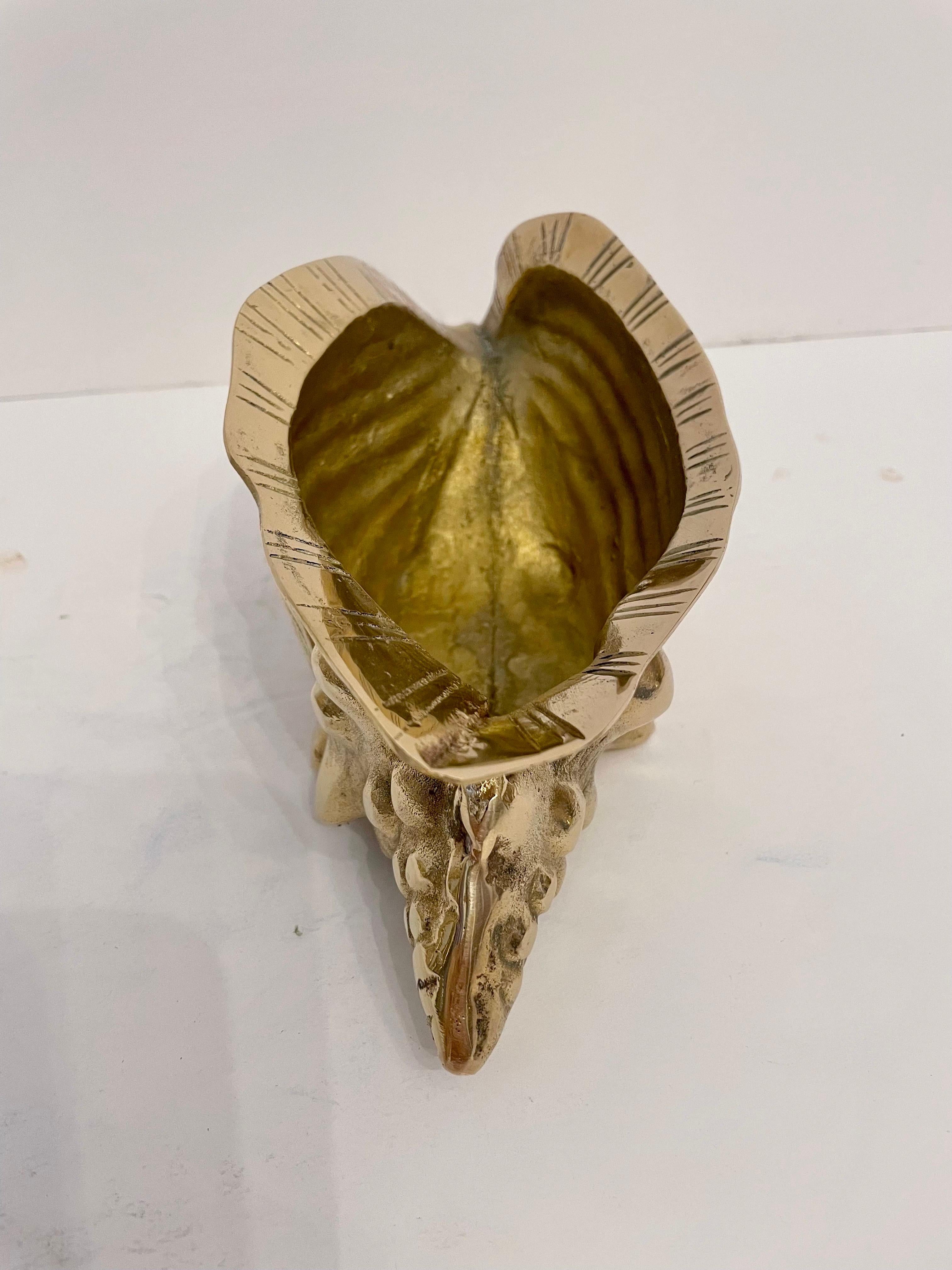 Vintage  Brass Seashell Planter For Sale 1