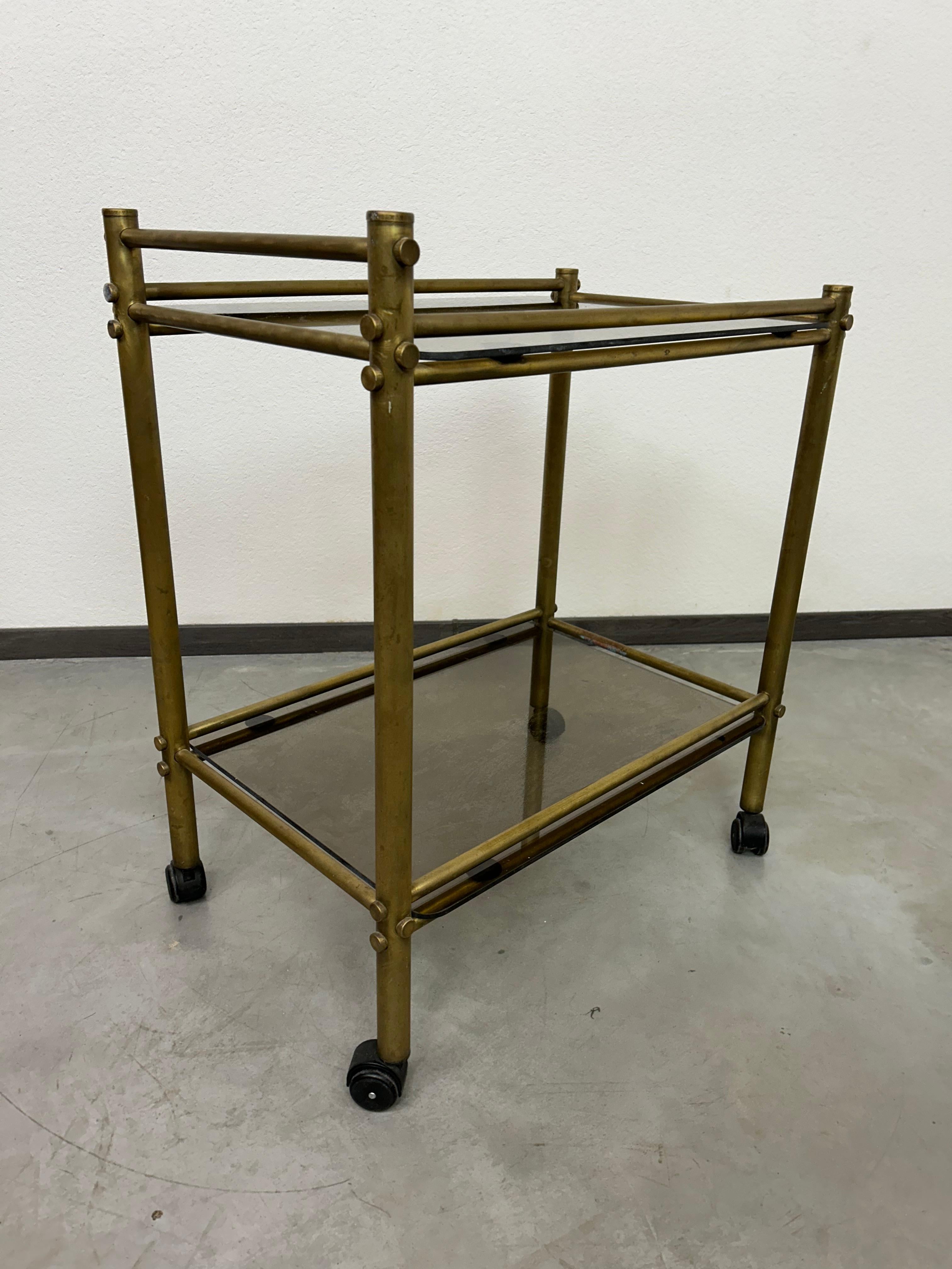 Chariot de service vintage en laiton en vente 1