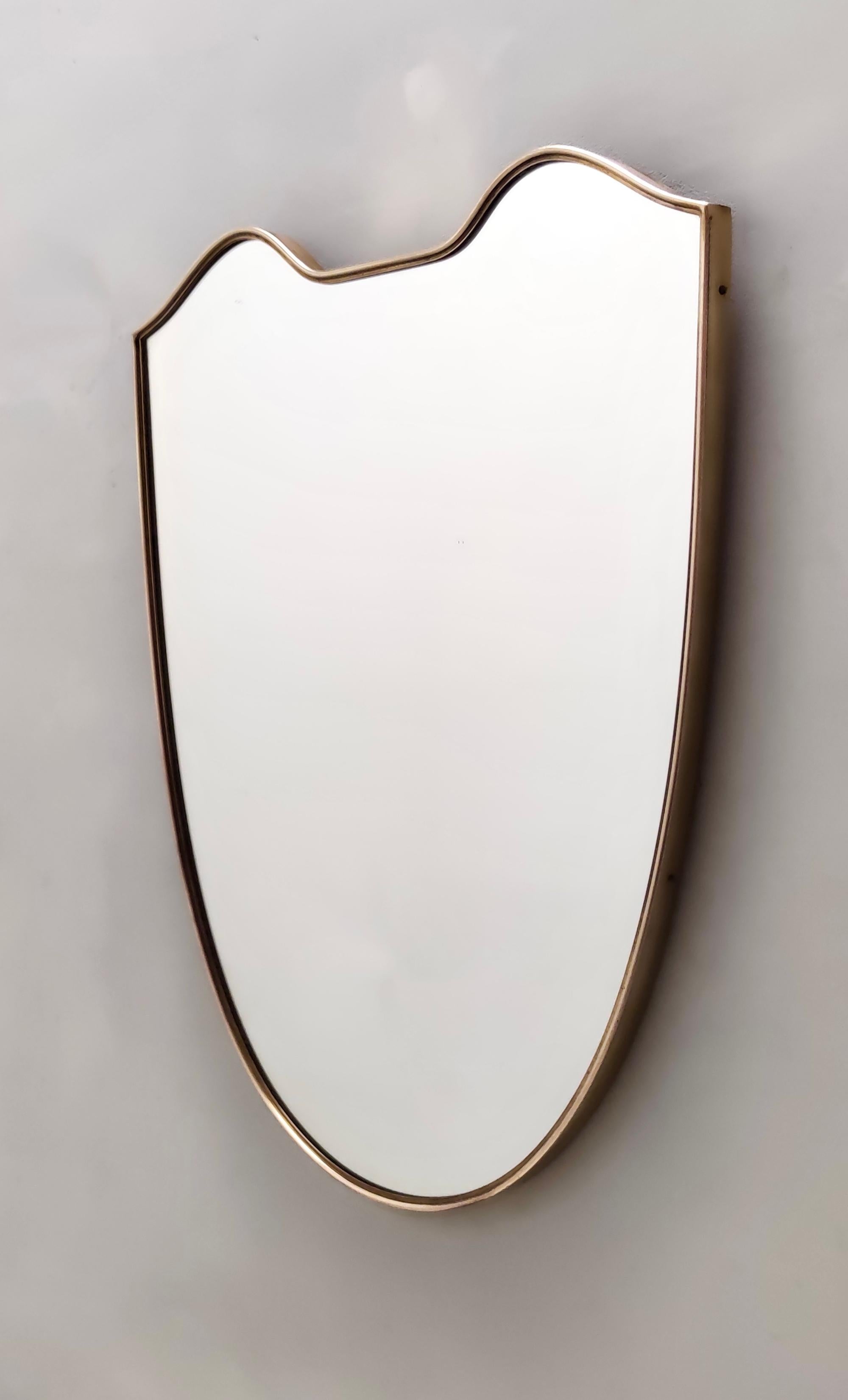 Mid-Century Modern Vintage Brass Shield Shaped Wall Mirror in the style of Gio Ponti, Italy