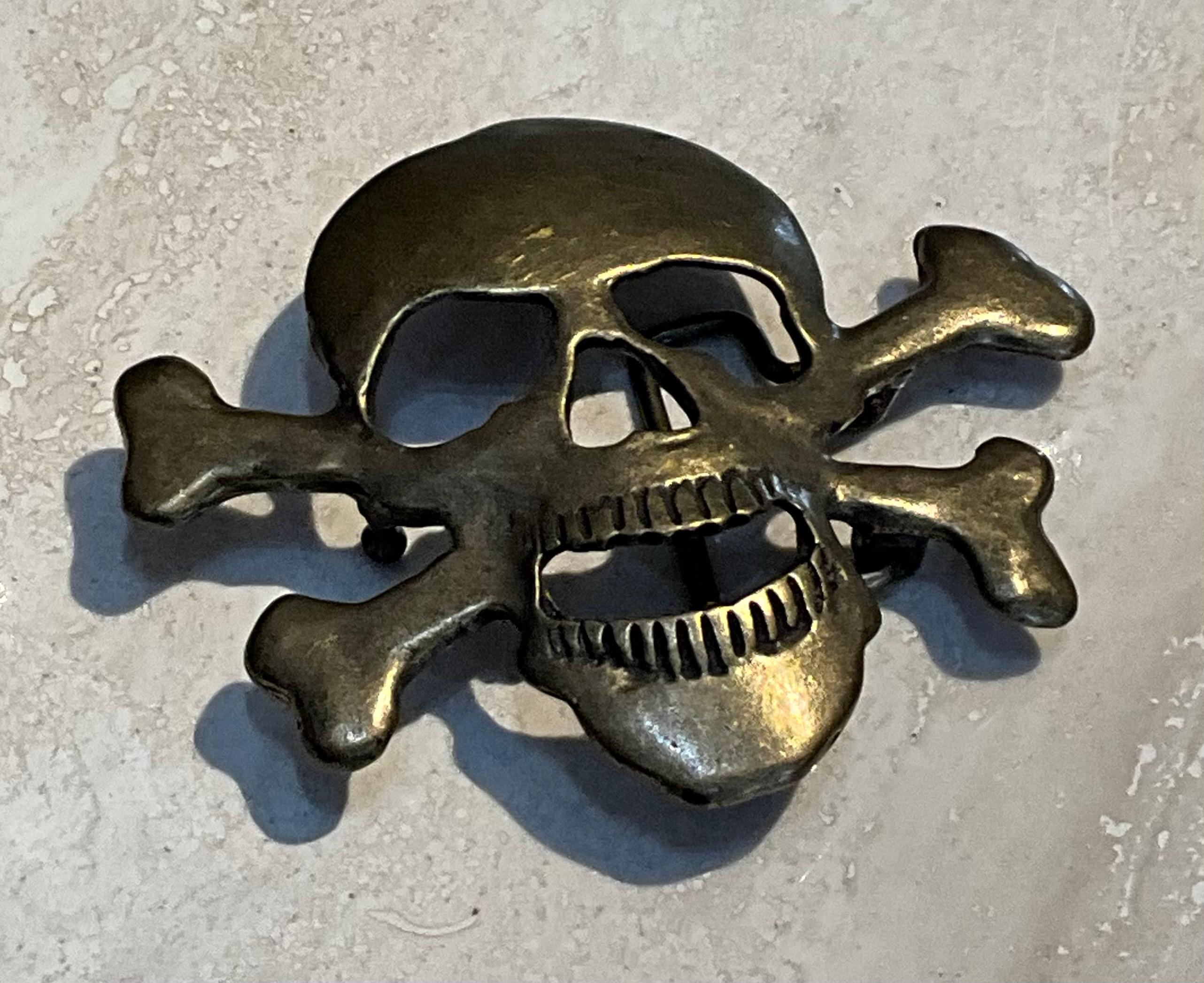 Vintage Messing Totenkopf Gürtelschnalle im Zustand „Gut“ im Angebot in Lake Worth Beach, FL