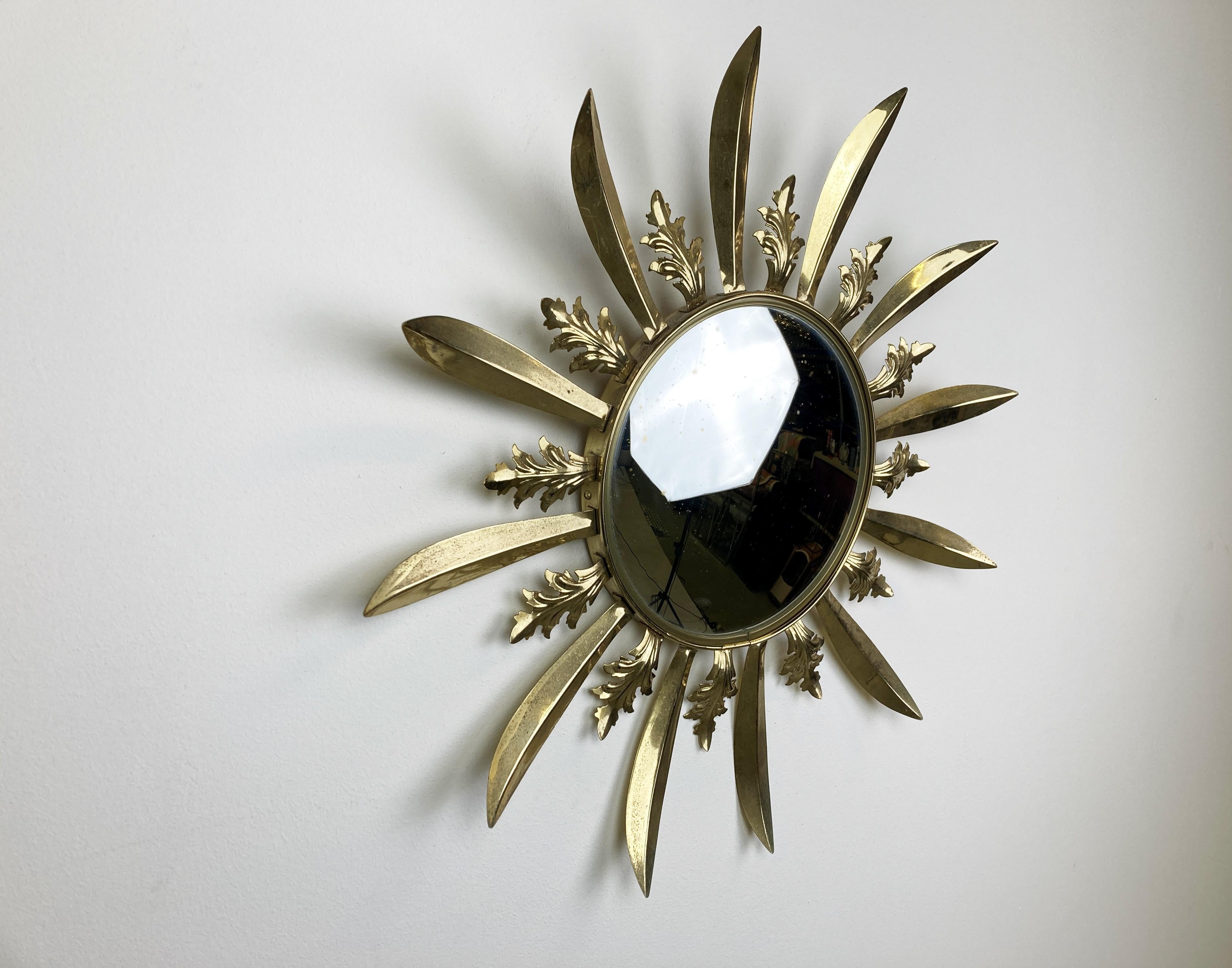 Vintage Brass Sunburst Mirror, 1970s For Sale 1