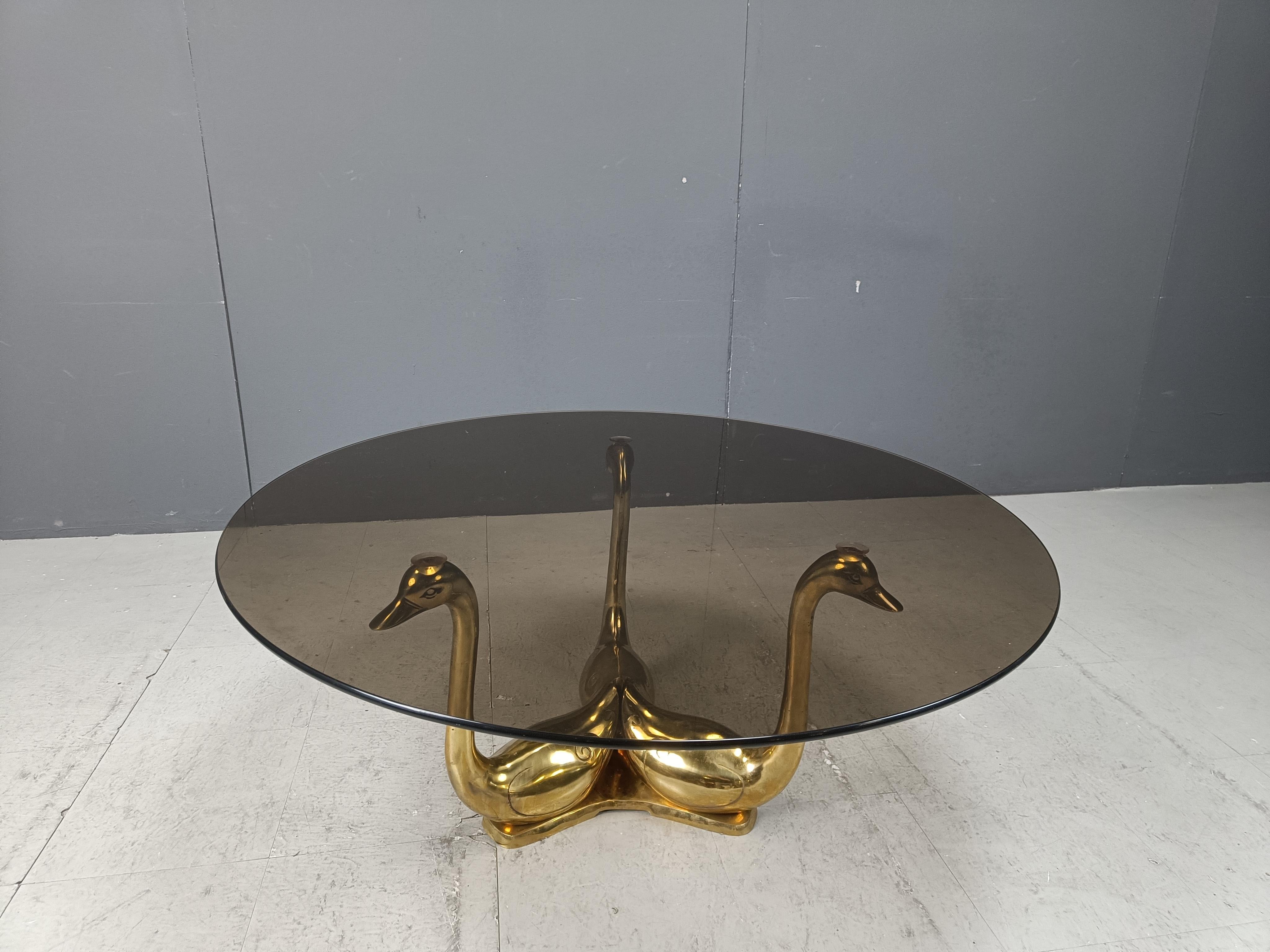 Hollywood Regency Vintage brass swan coffee table, 1970s