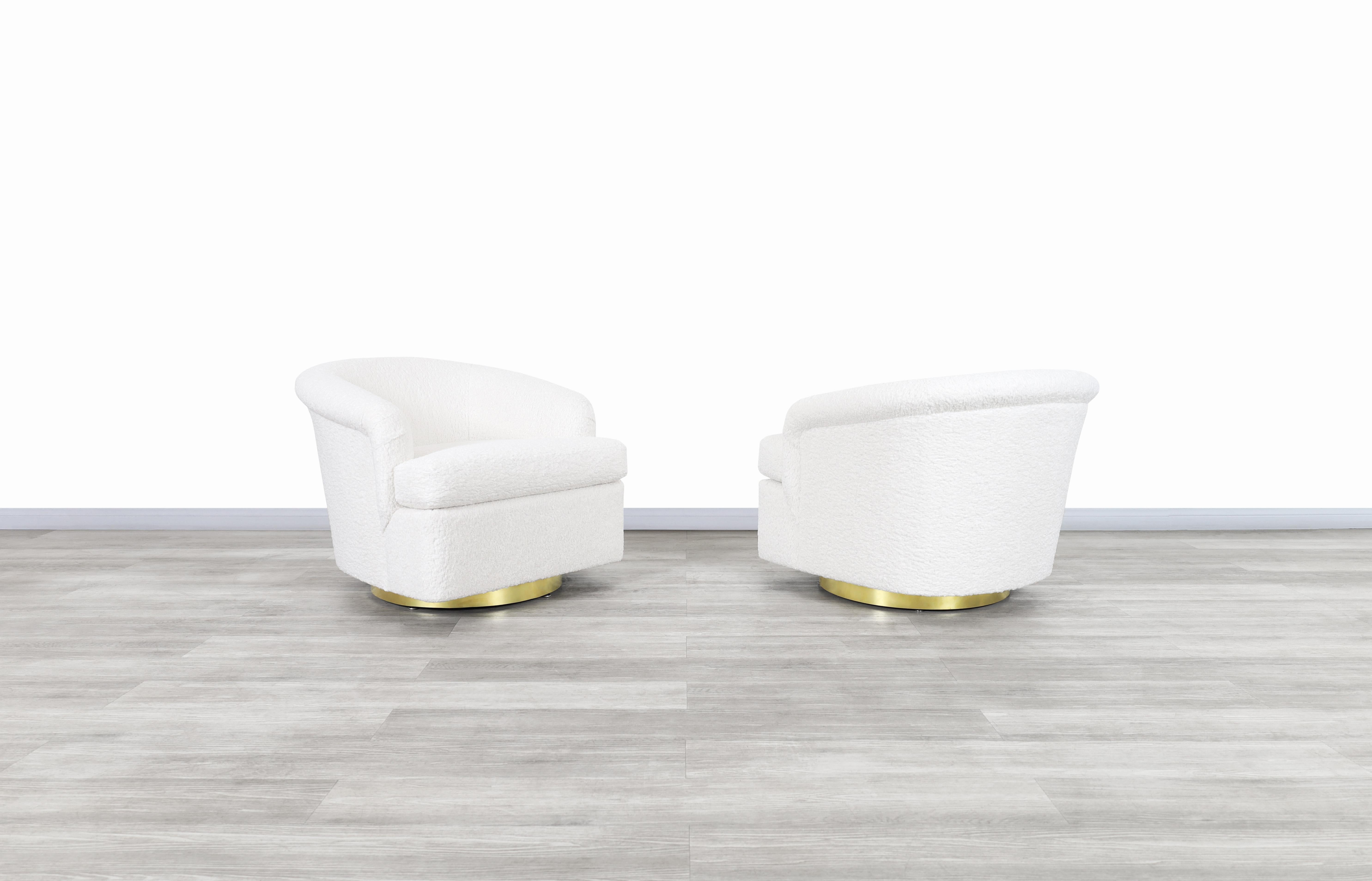 American Vintage Brass Swivel Lounge Chairs in Bouclé in the Style of Milo Baughman