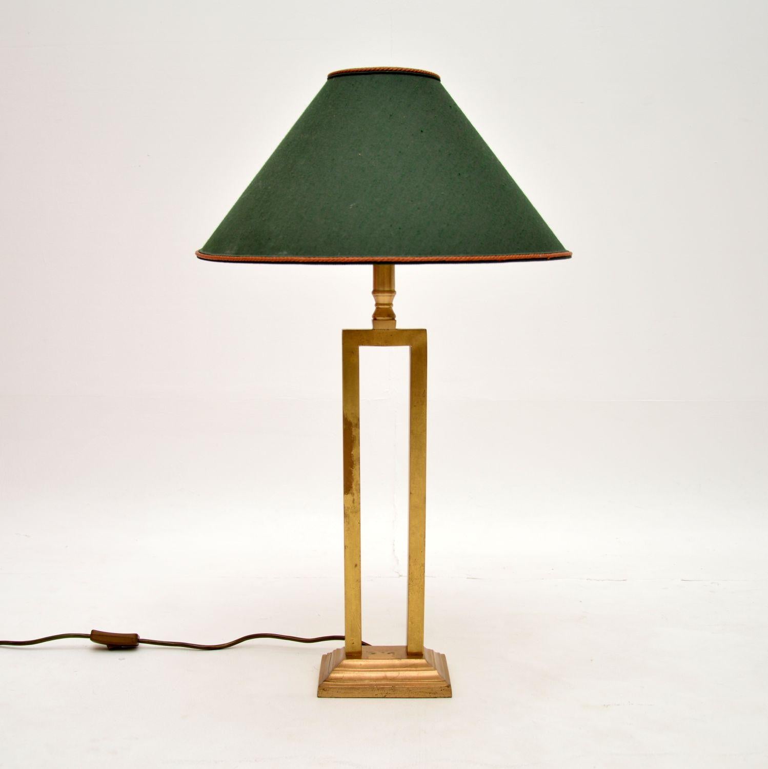 A very smart and stylish vintage brass table lamp. This was made in England, it dates from the 1960’s.

It has a lovely design and is of great quality. The condition is excellent for its age, it is in good working order, with only some extremely