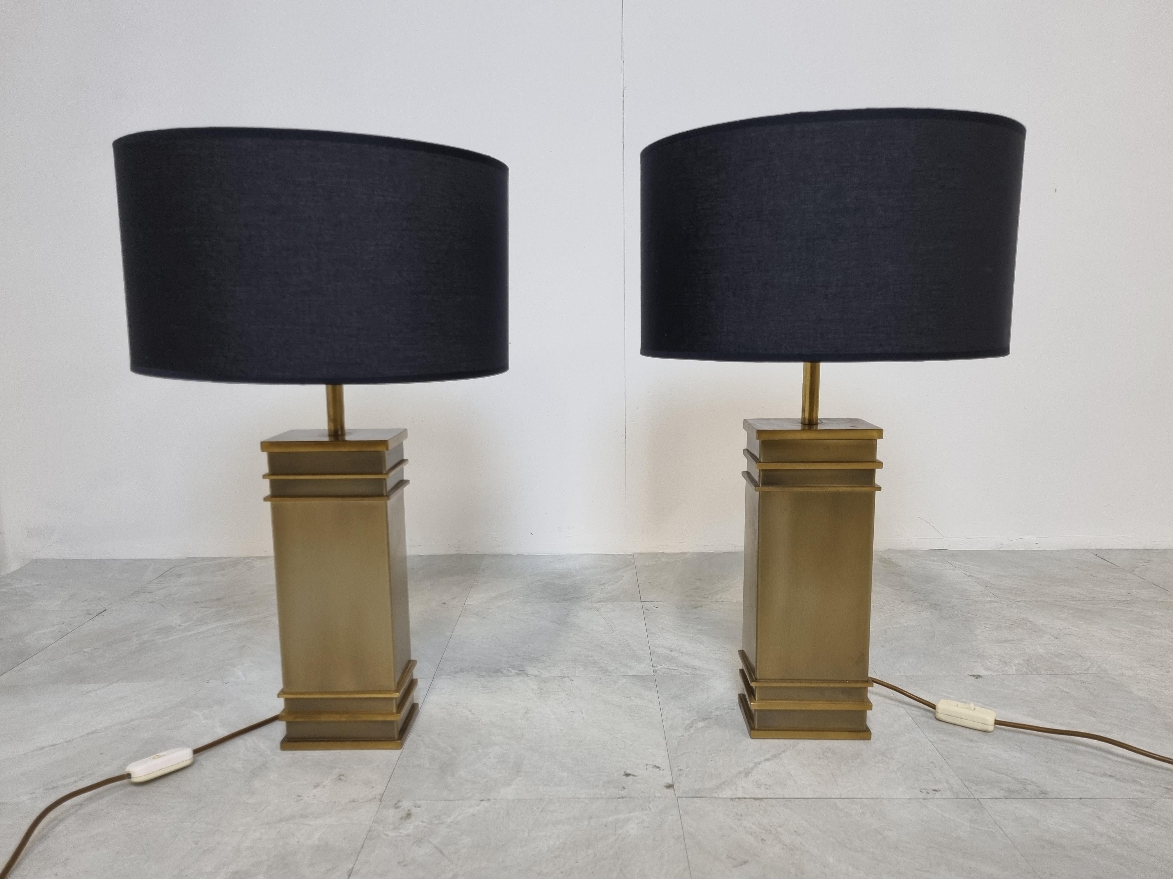 Pair of vintage brass table lamps by Belgochrom.

Timeless design lamps.

Good condition, tested and ready for use with a regular E26/E27 light bulb.

1970s - Belgium

Dimensions:
Height: 65 cm / 25.59