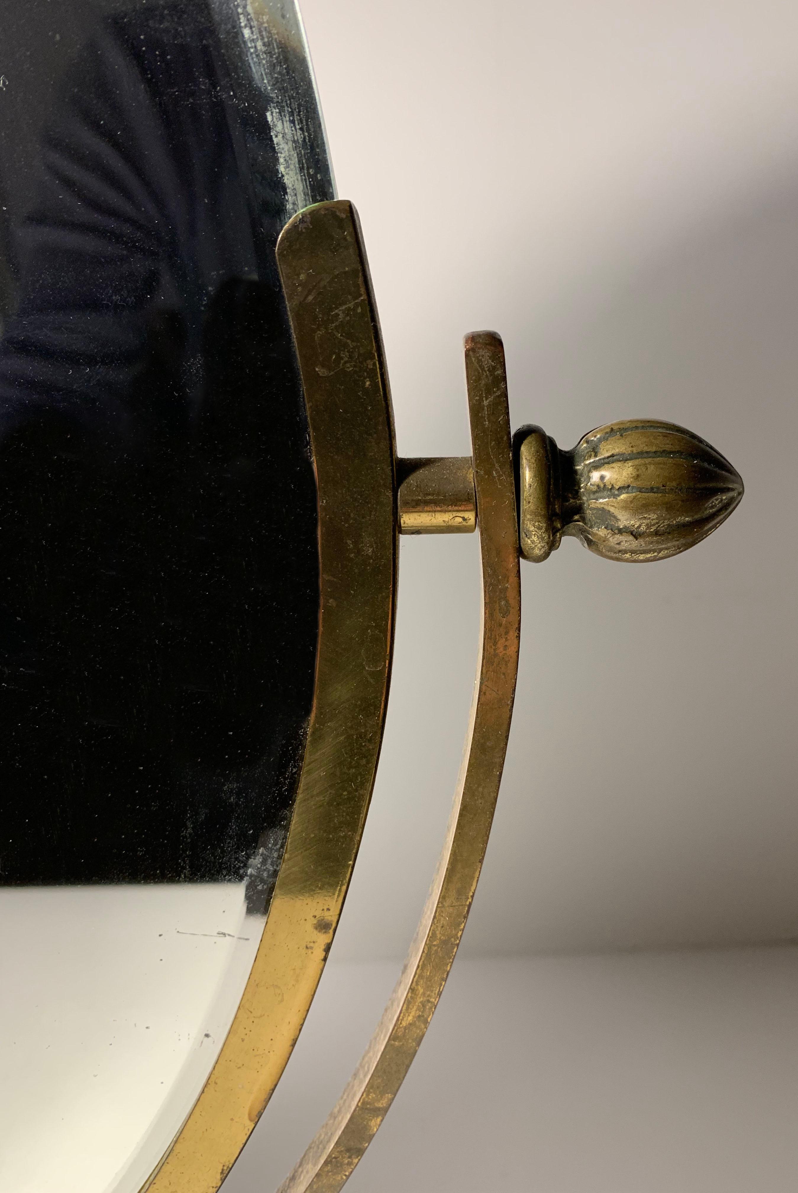 20th Century Vintage Italian Brass Table Vanity Mirror For Sale