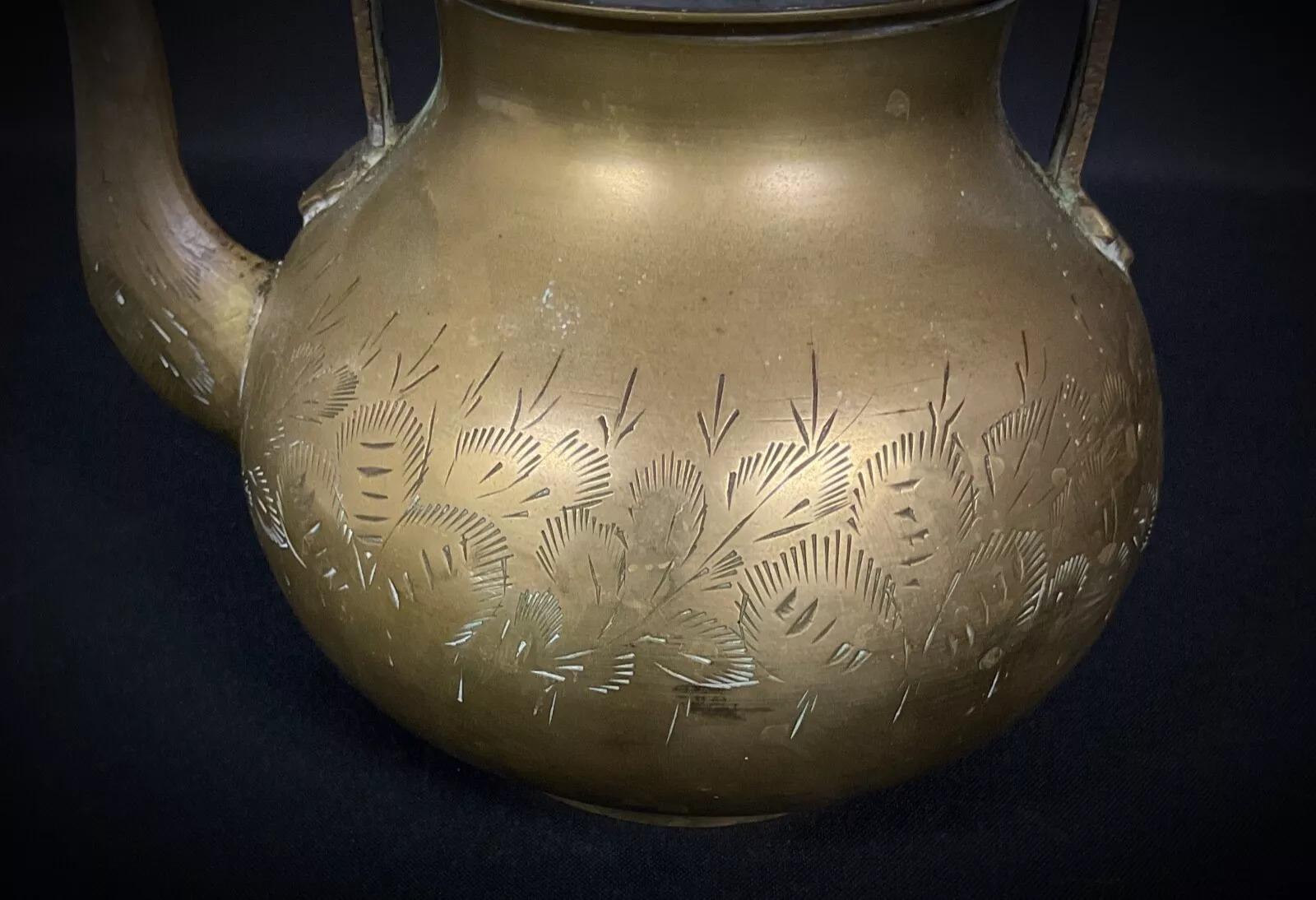 Vintage Brass Teapot with Etched Design, Indian, 20th Century - 2Y362 For Sale 1