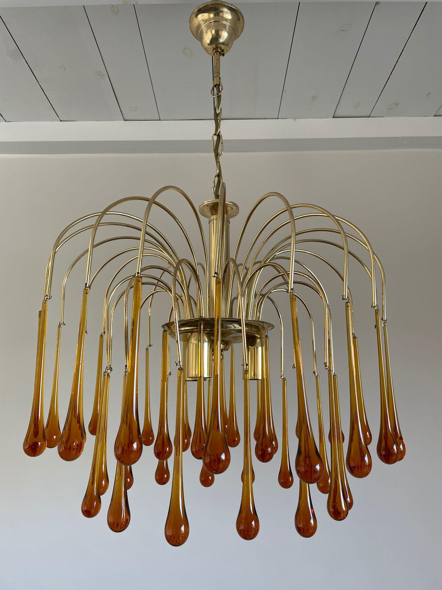 Vintage Brass Teardrop Chandelier with Crystal Murano Glass, 1970's In Good Condition In Leuven, Vlaams Gewest