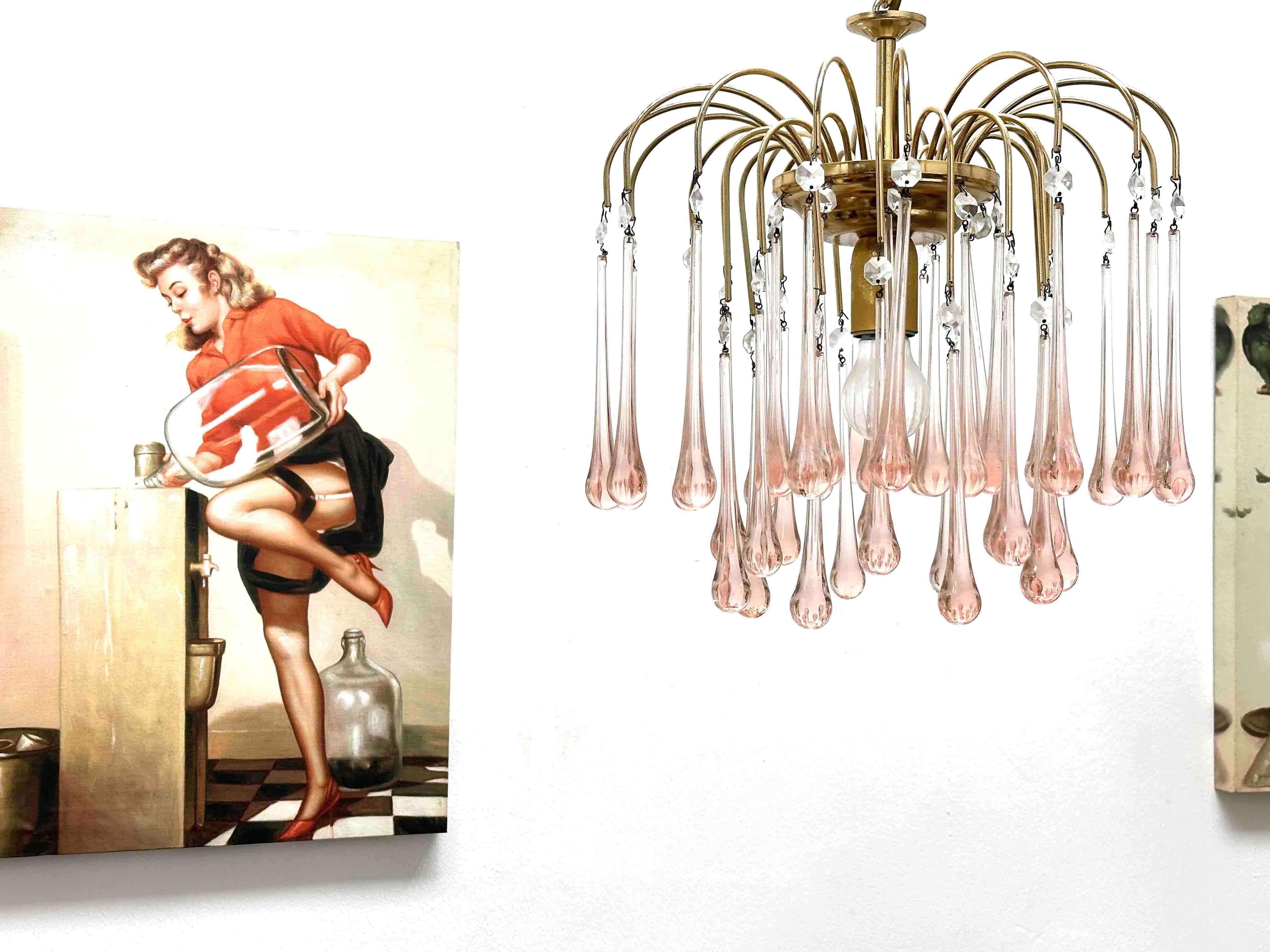 Italian Vintage Brass Teardrop Chandelier with Pink Crystal Murano Glass, 1970's For Sale