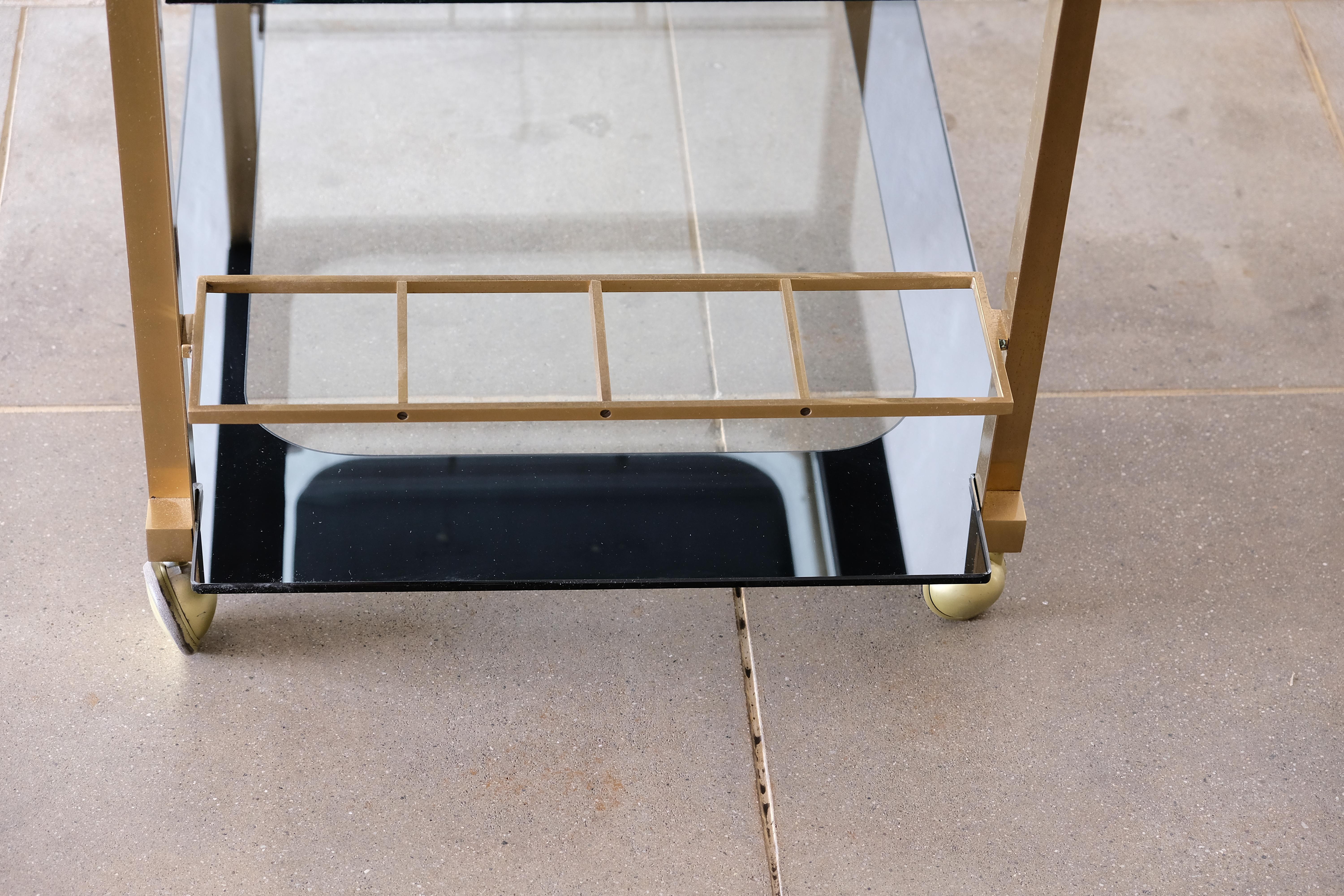 Vintage Brass Three Tiered Glass and Mirror Bar Cart In Good Condition In Palm Springs, CA