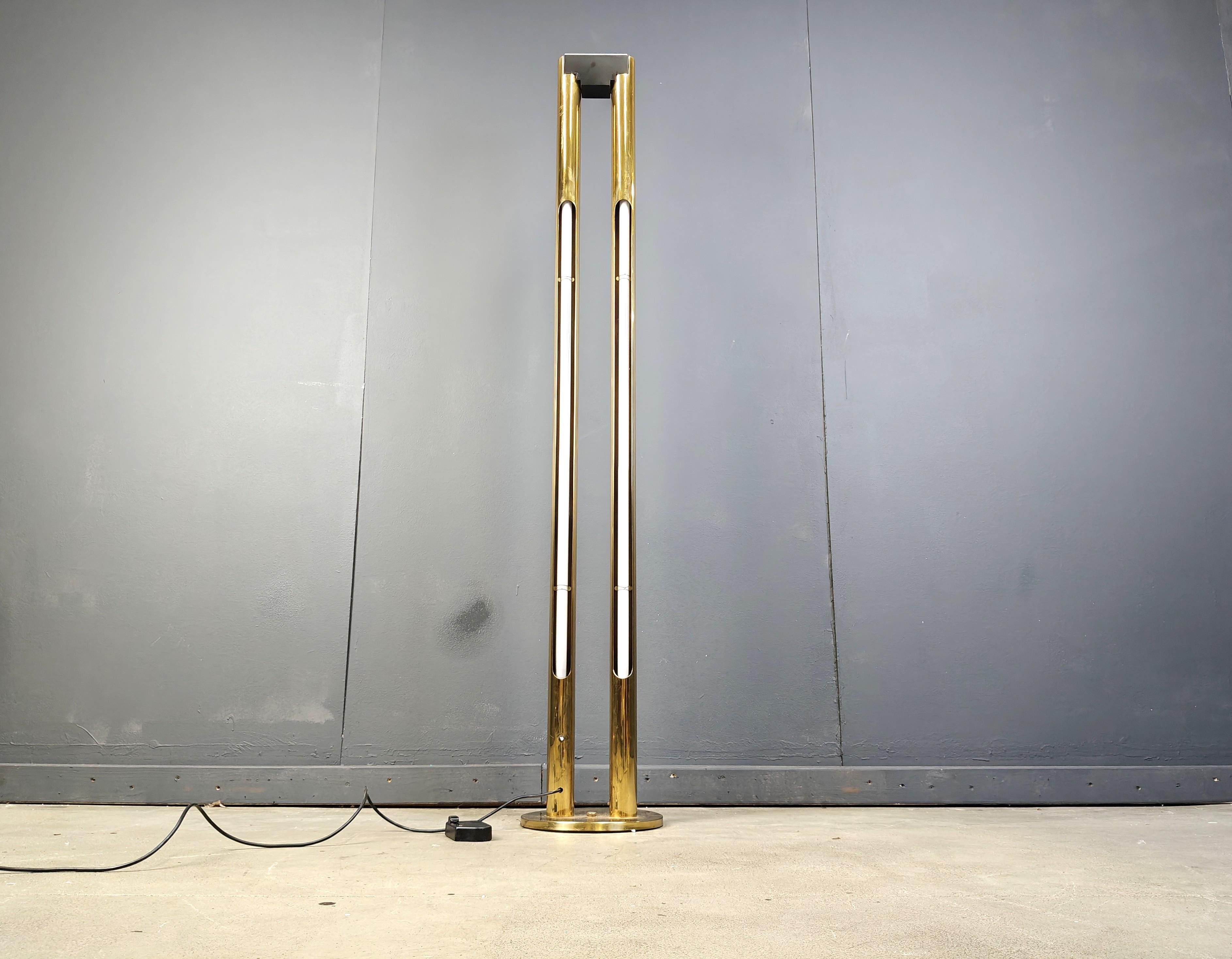 Vintage brass tube light floor lamp, 1980s For Sale 1