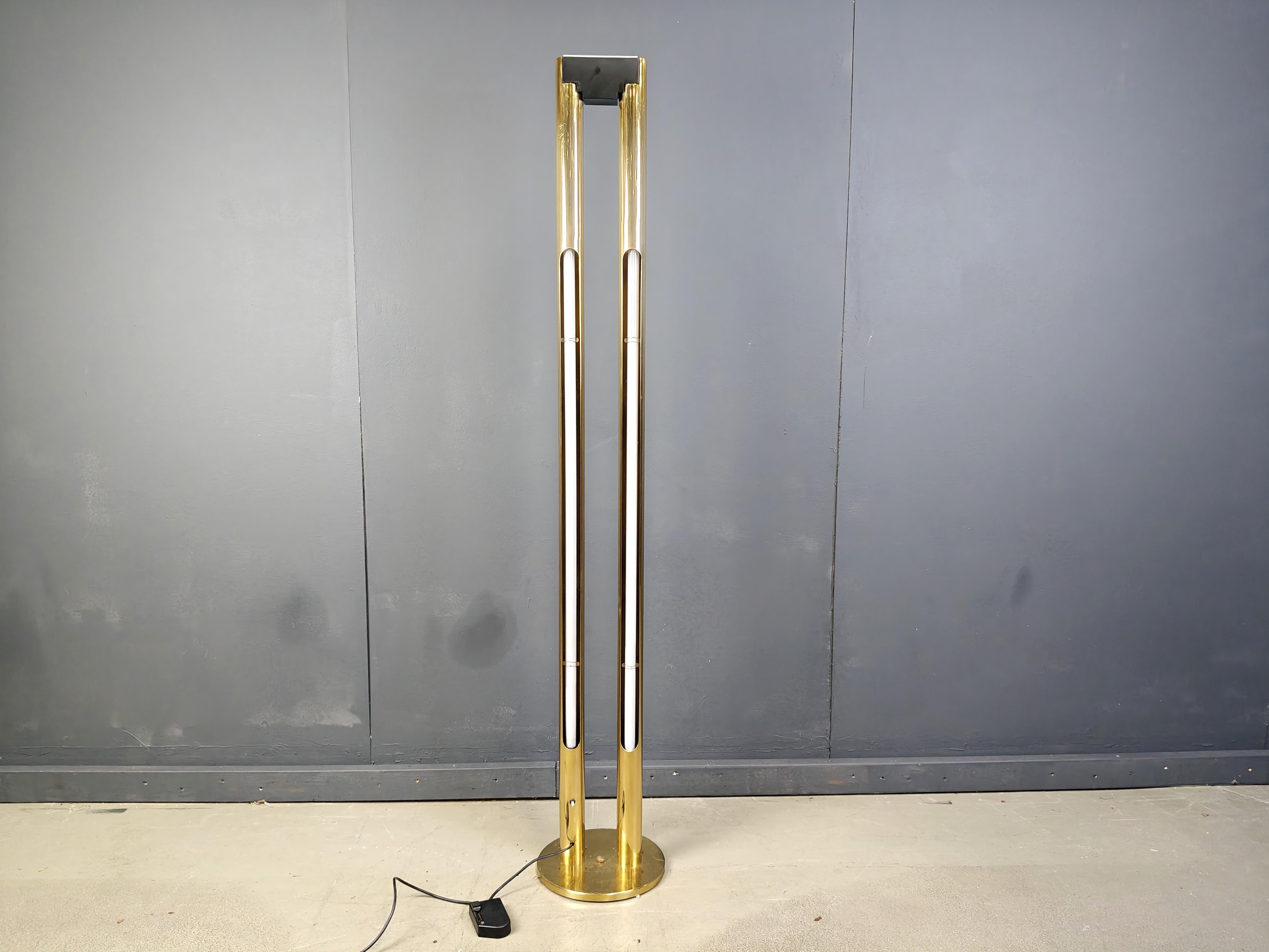 Vintage brass tube light floor lamp, 1980s For Sale 2